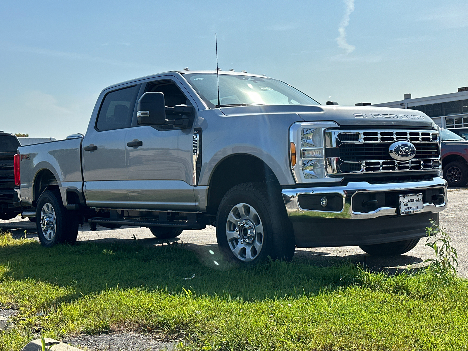 2024 Ford Super Duty F-250 SRW XLT 2