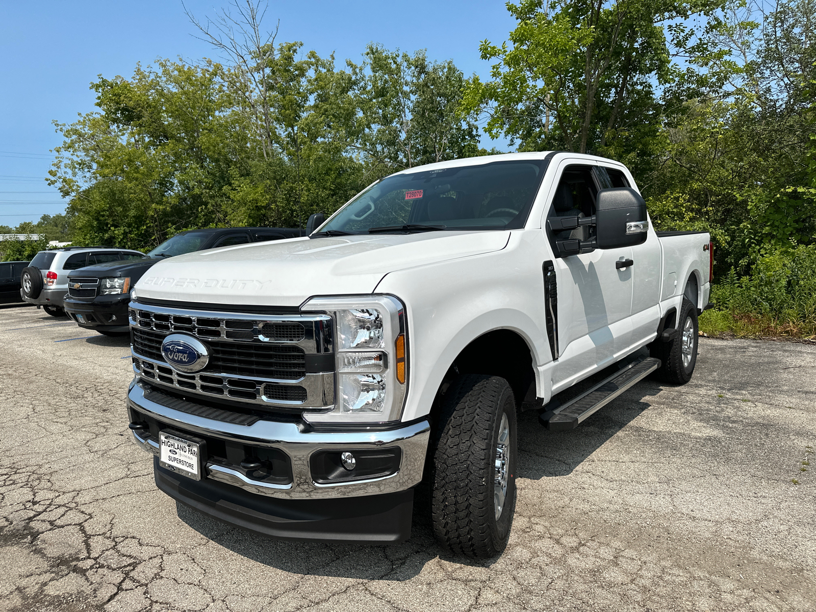 2024 Ford Super Duty F-250 SRW XLT 4