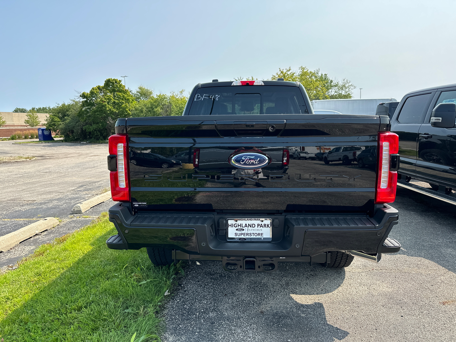 2024 Ford Super Duty F-250 SRW LARIAT 6