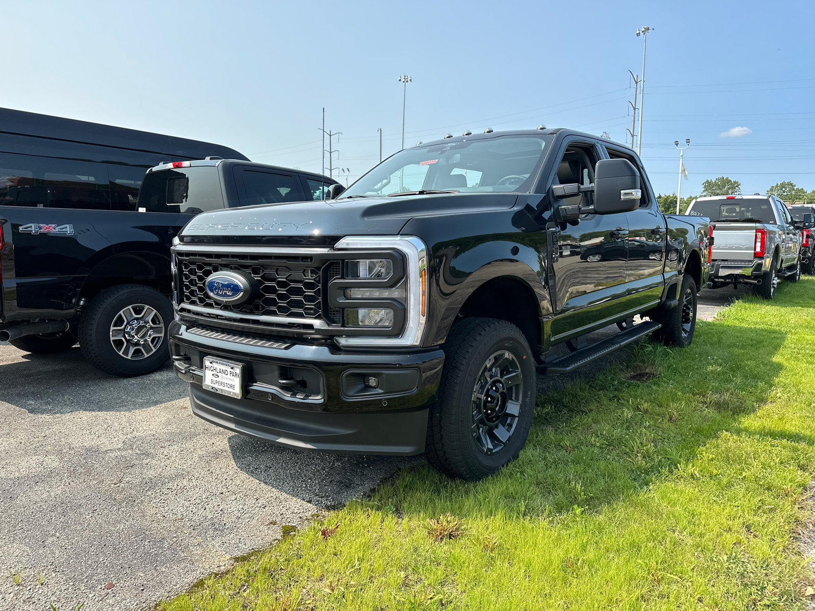 2024 Ford Super Duty F-250 SRW LARIAT 9