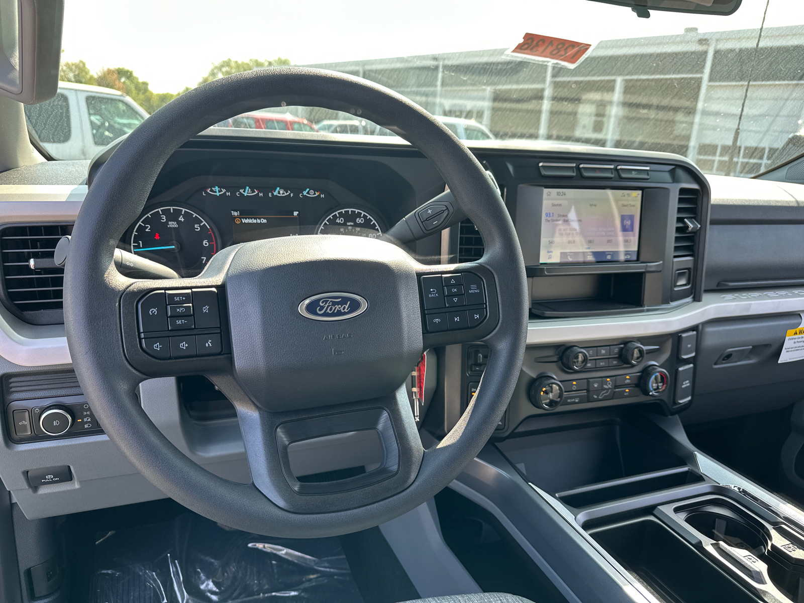 2024 Ford Super Duty F-250 SRW XLT 17