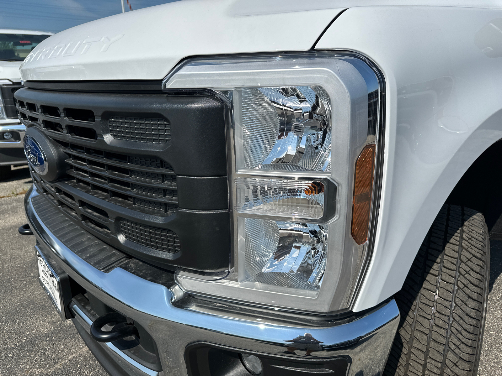 2024 Ford Super Duty F-250 SRW XL 10