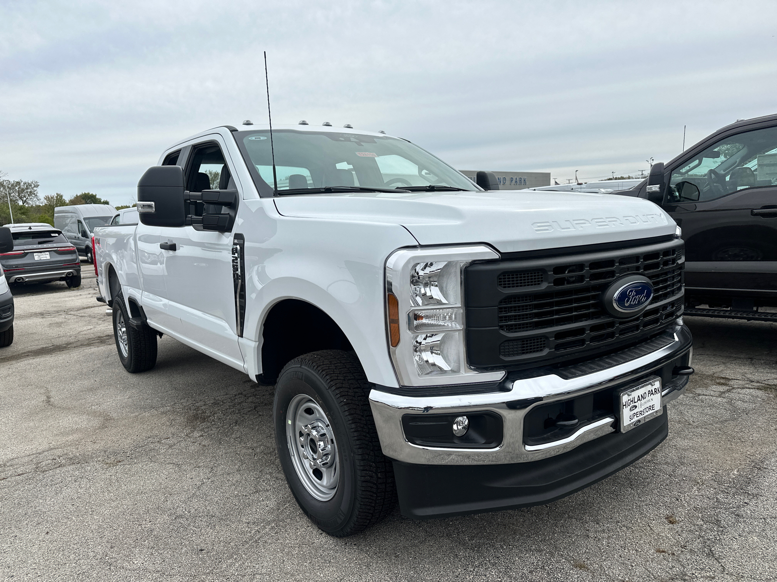 2024 Ford Super Duty F-250 SRW XL 8