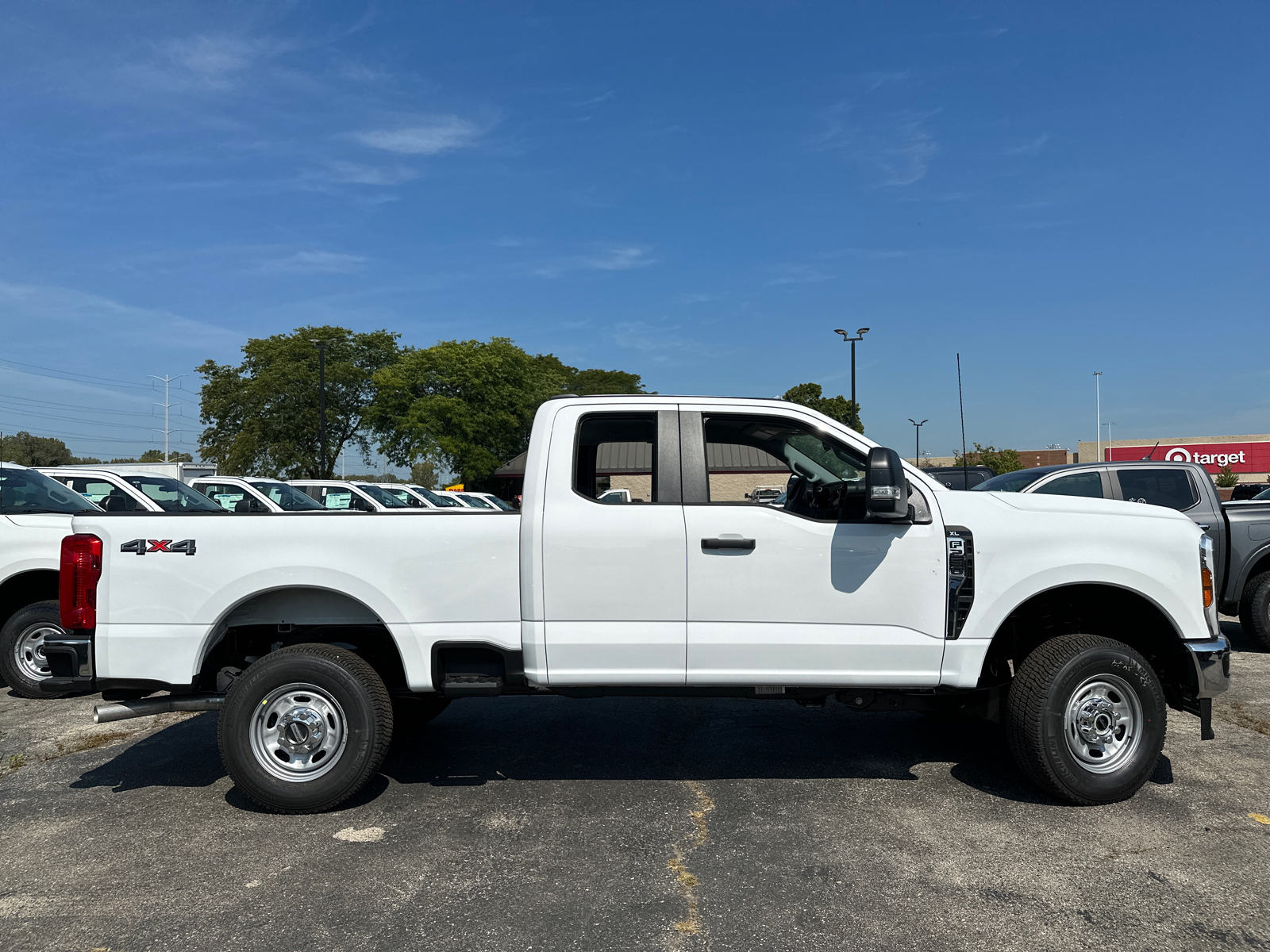 2024 Ford Super Duty F-250 SRW XL 9