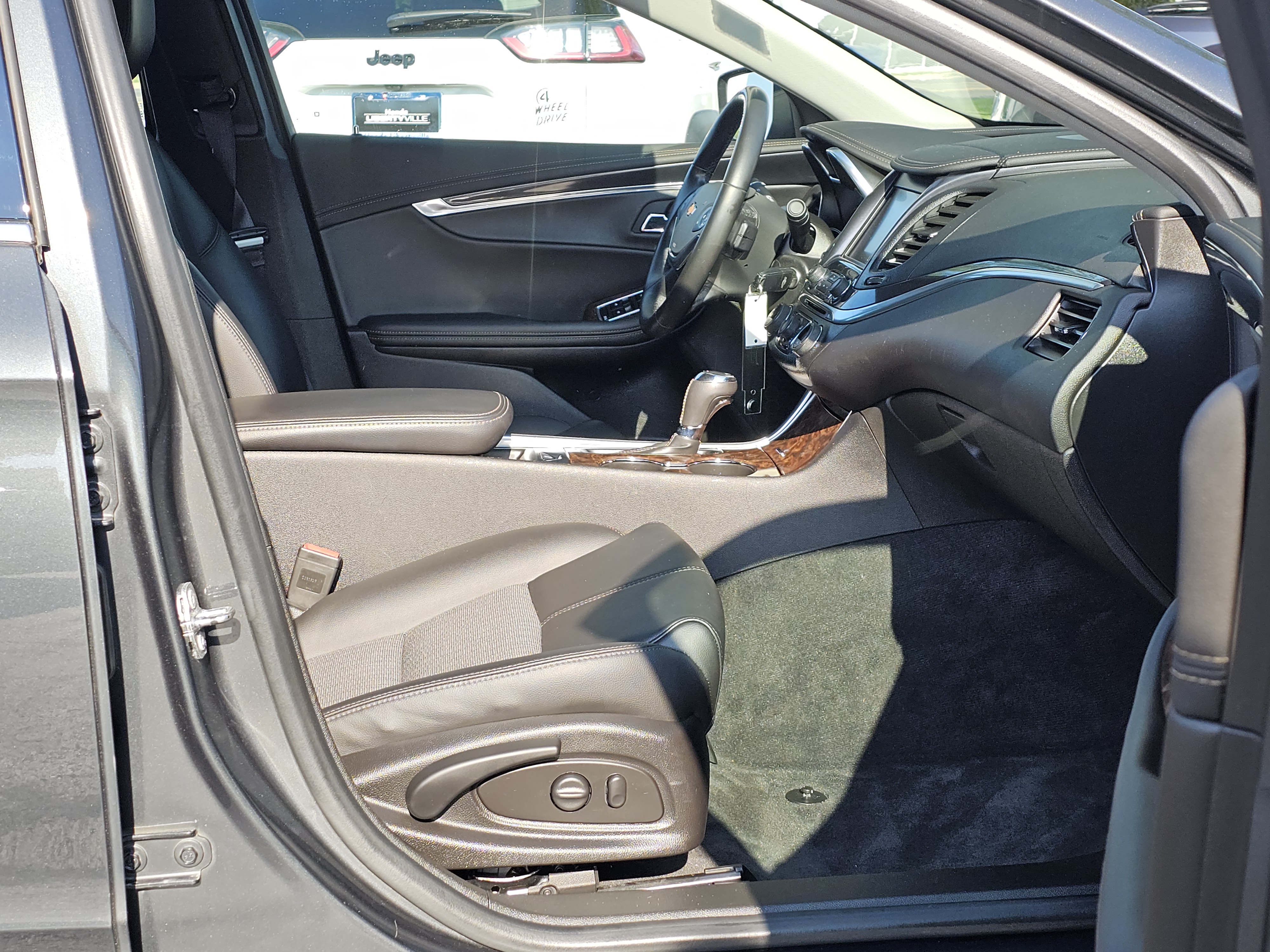2015 Chevrolet Impala LT 21
