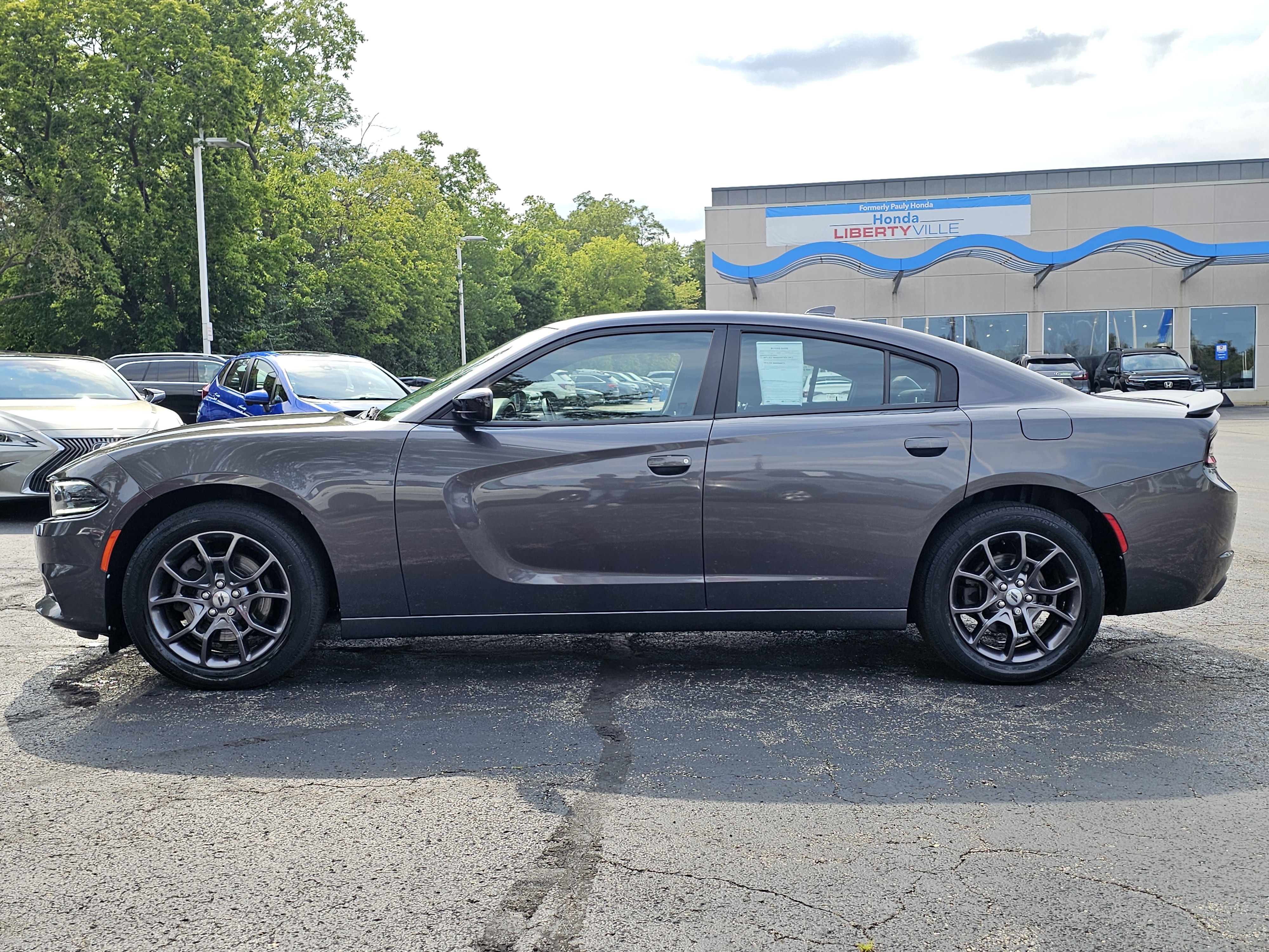 2018 Dodge Charger GT 23