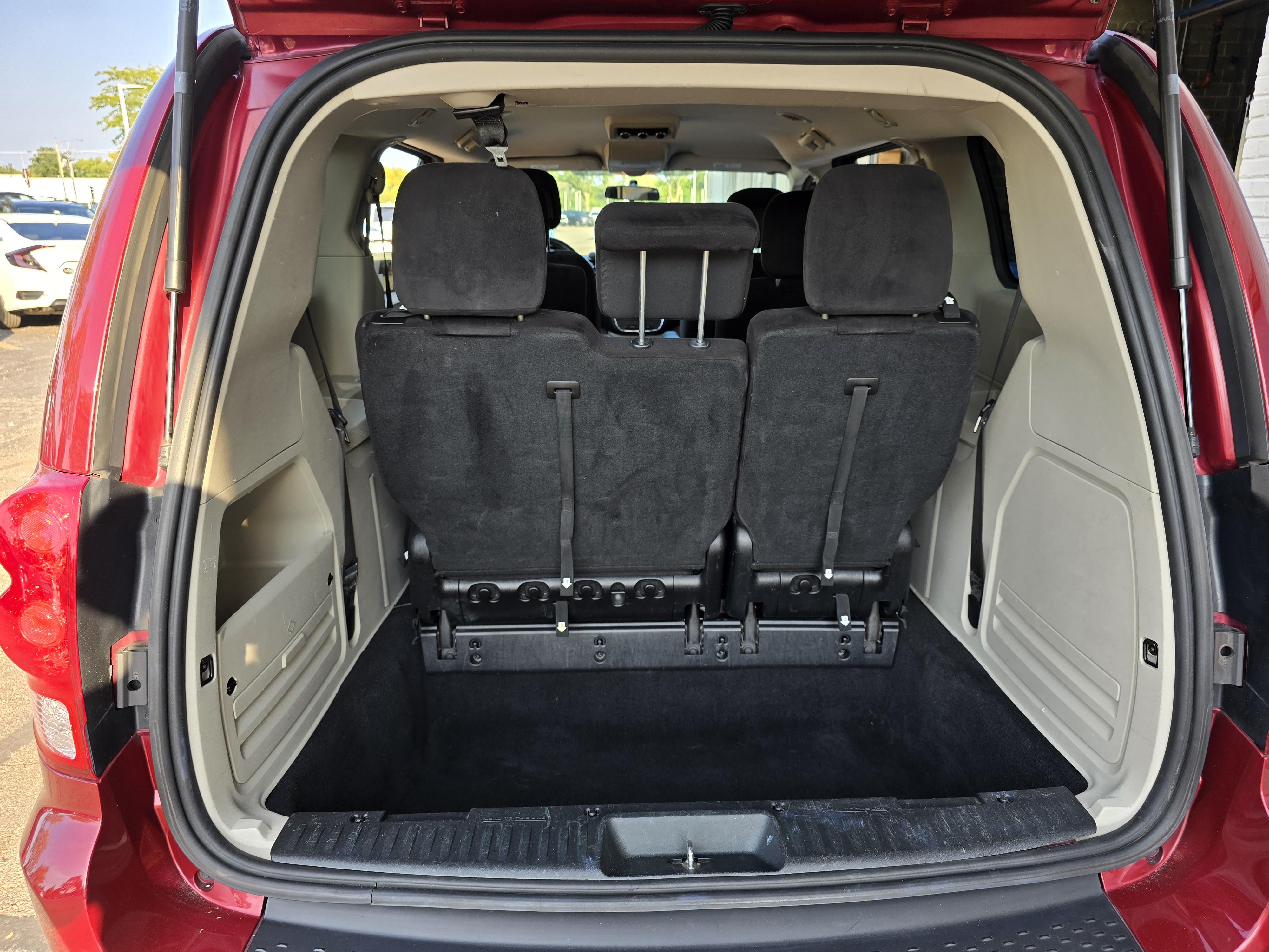 2014 Dodge Grand Caravan SE 11