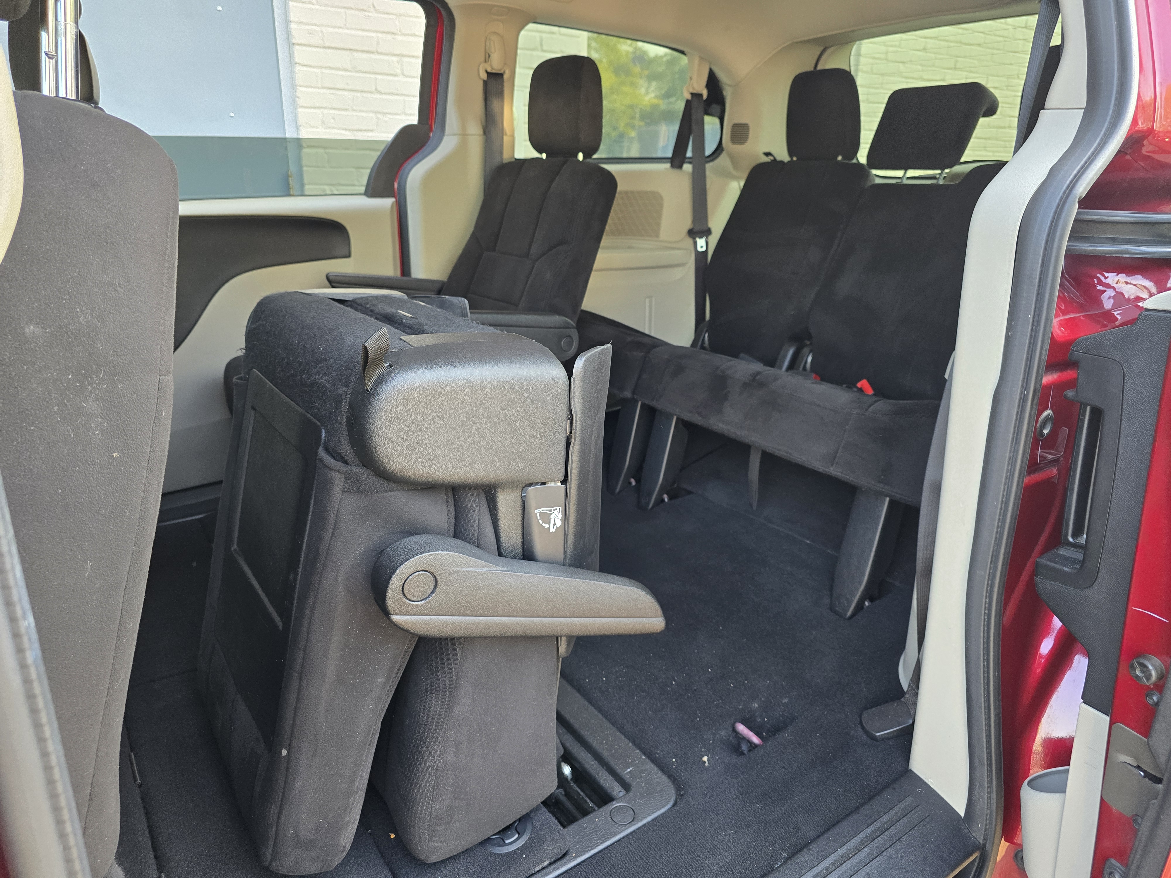 2014 Dodge Grand Caravan SE 33