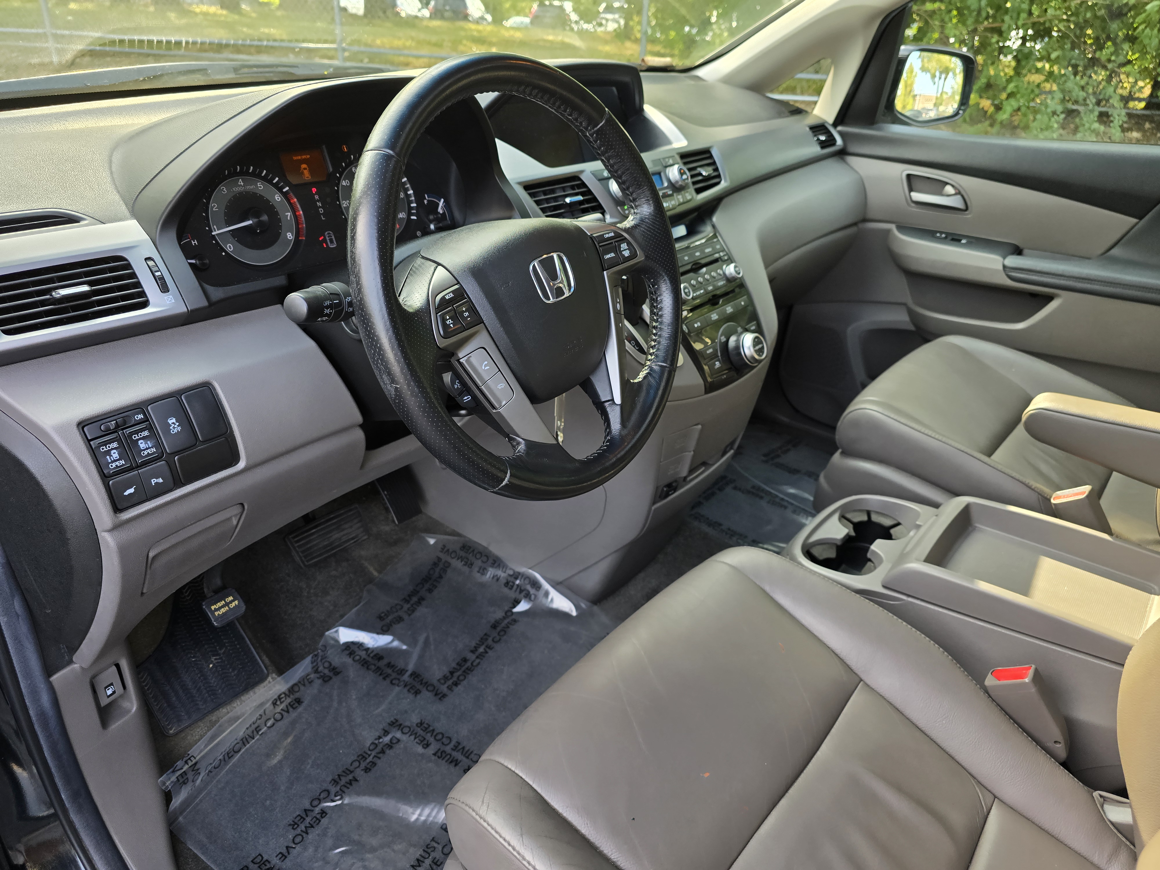 2012 Honda Odyssey Touring 22