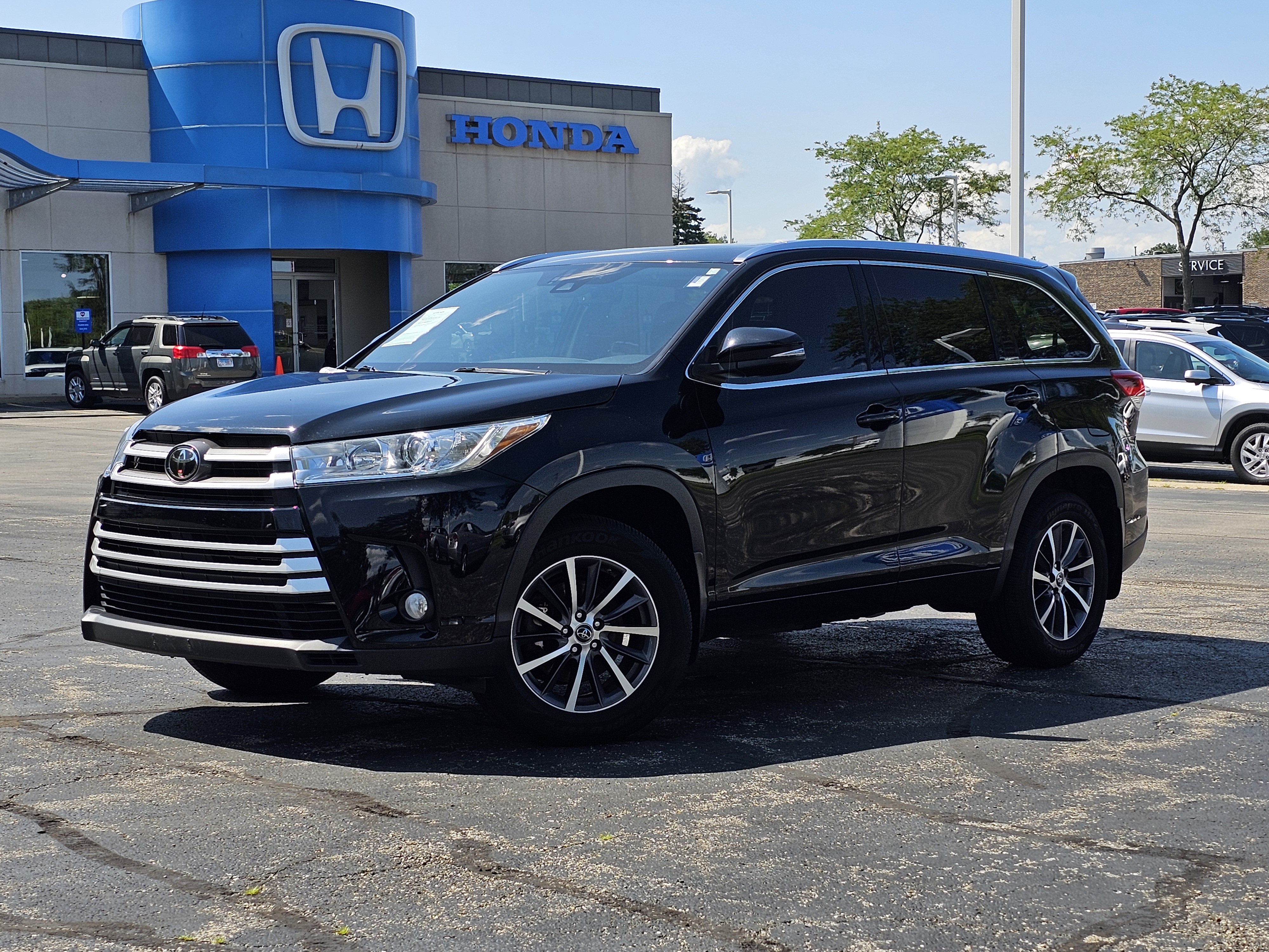 2018 Toyota Highlander XLE 1