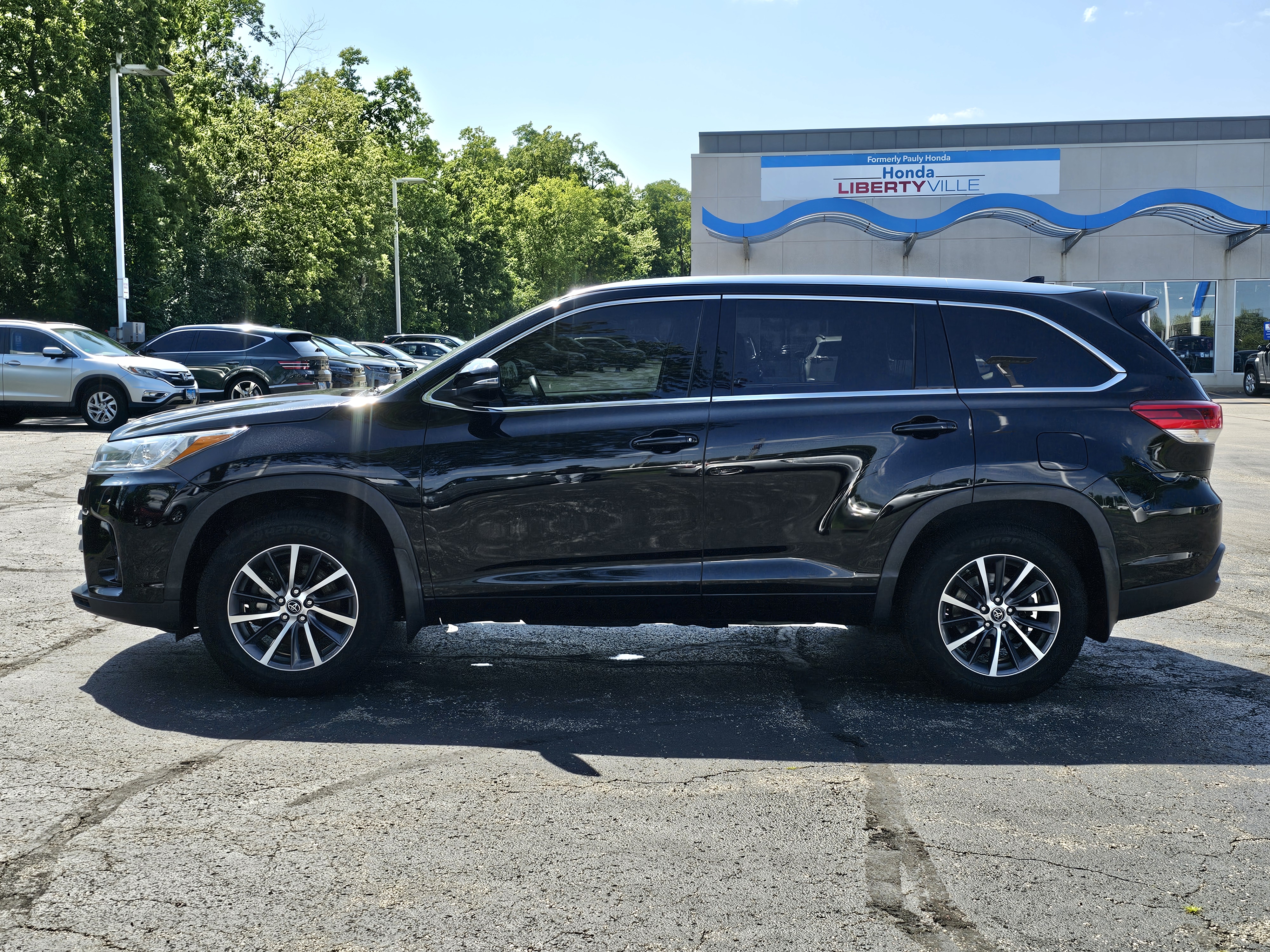 2018 Toyota Highlander XLE 27