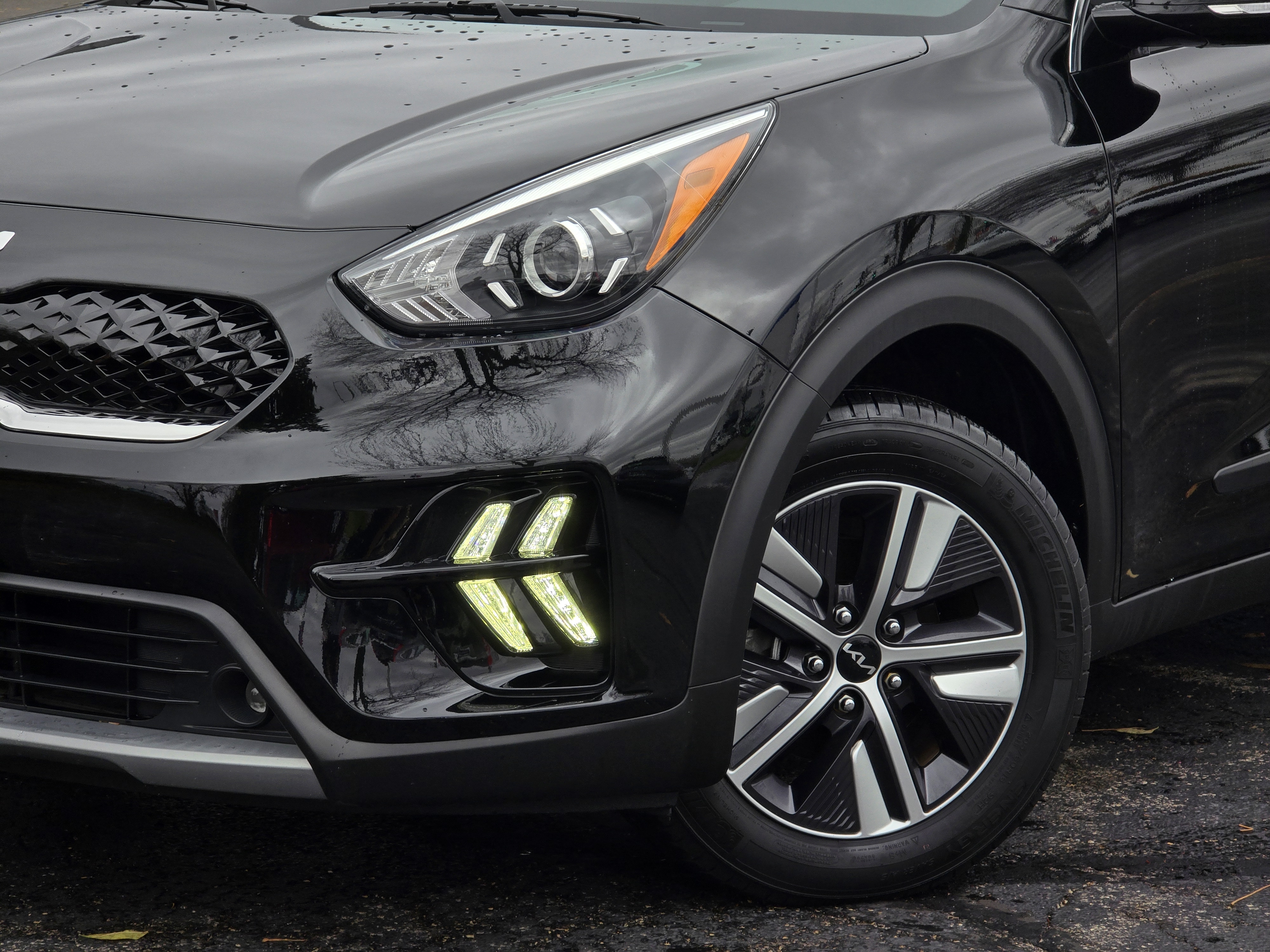 2022 Kia Niro EX Premium 2