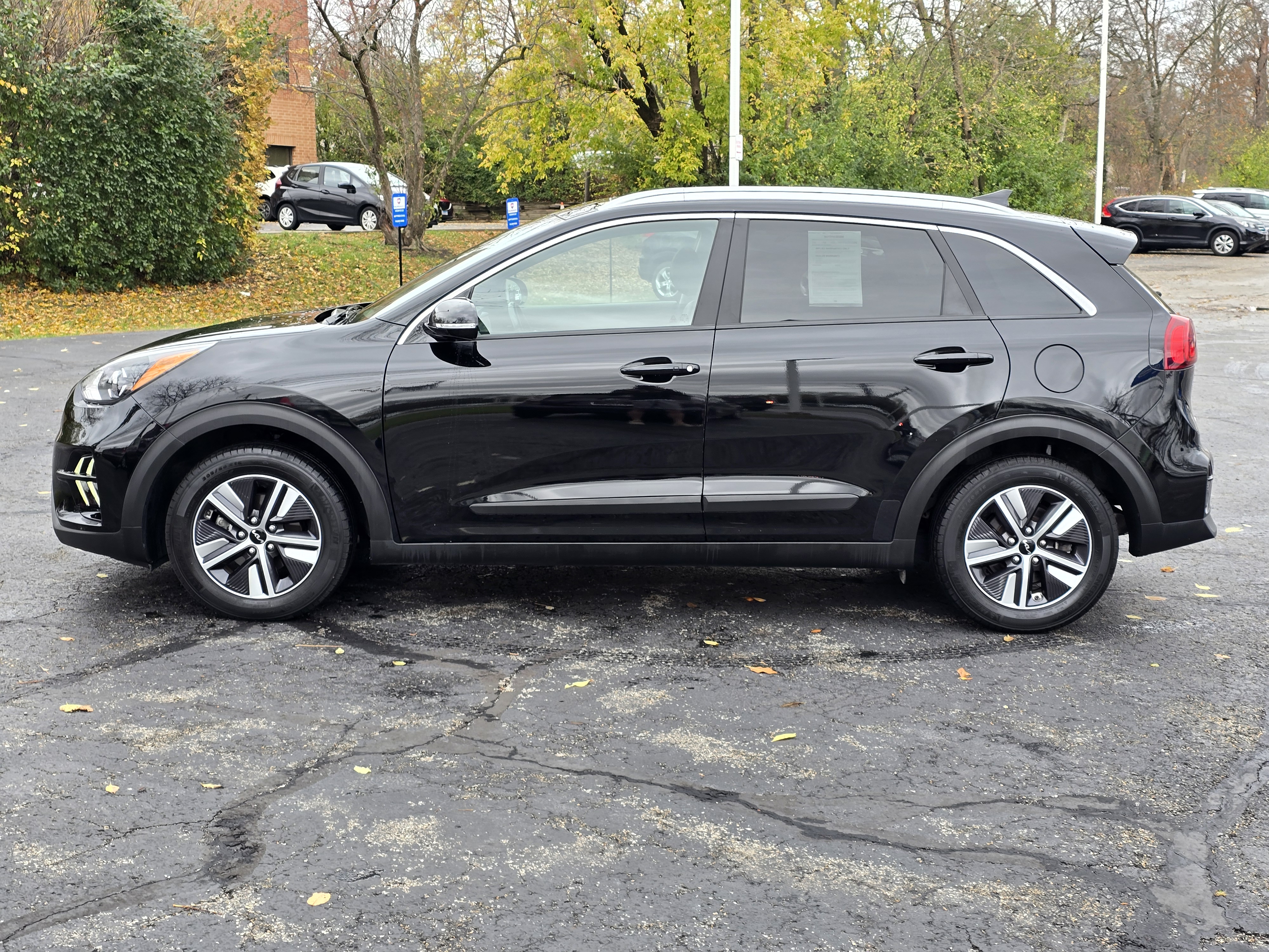 2022 Kia Niro EX Premium 13