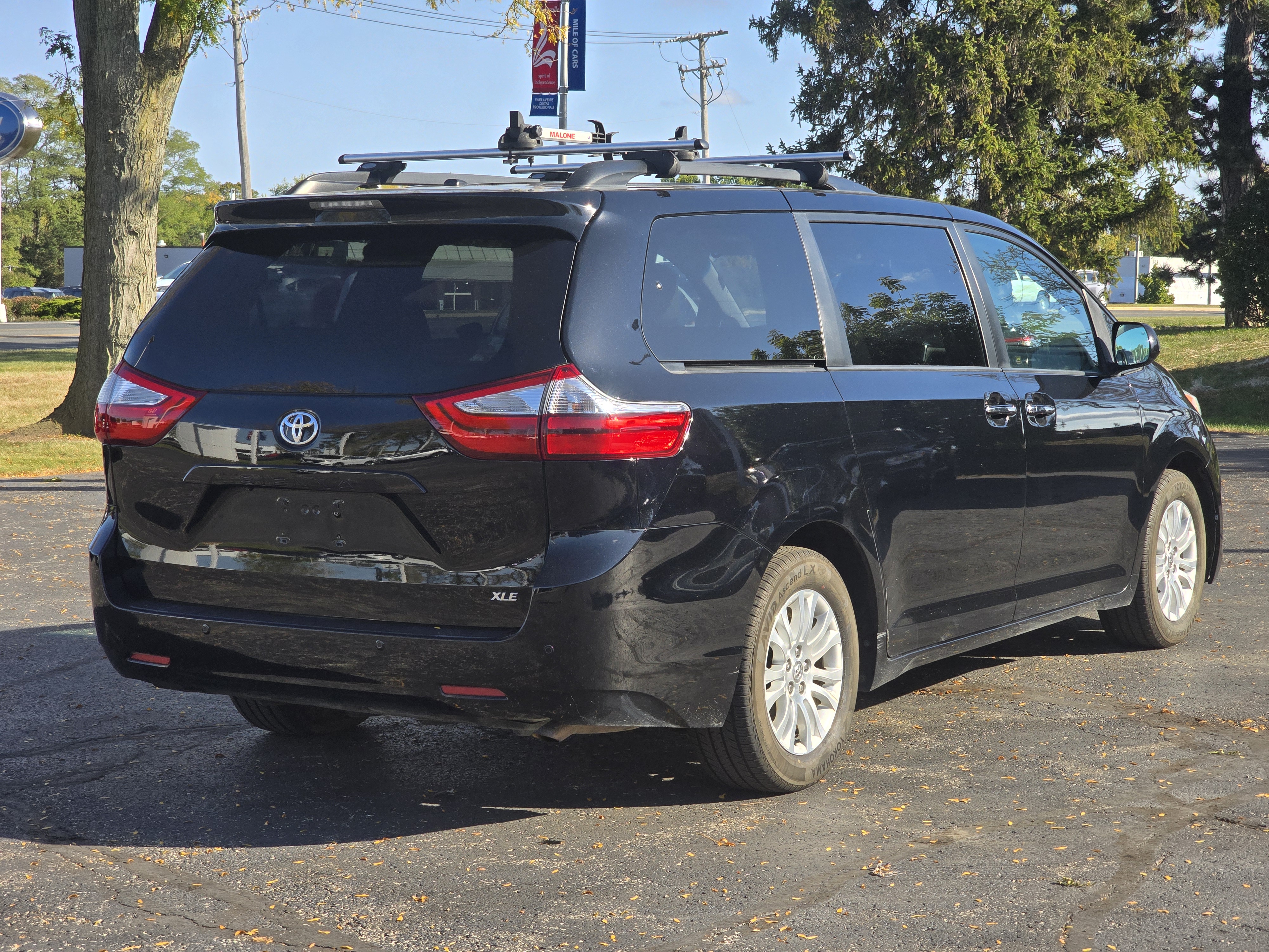 2015 Toyota Sienna XLE 5