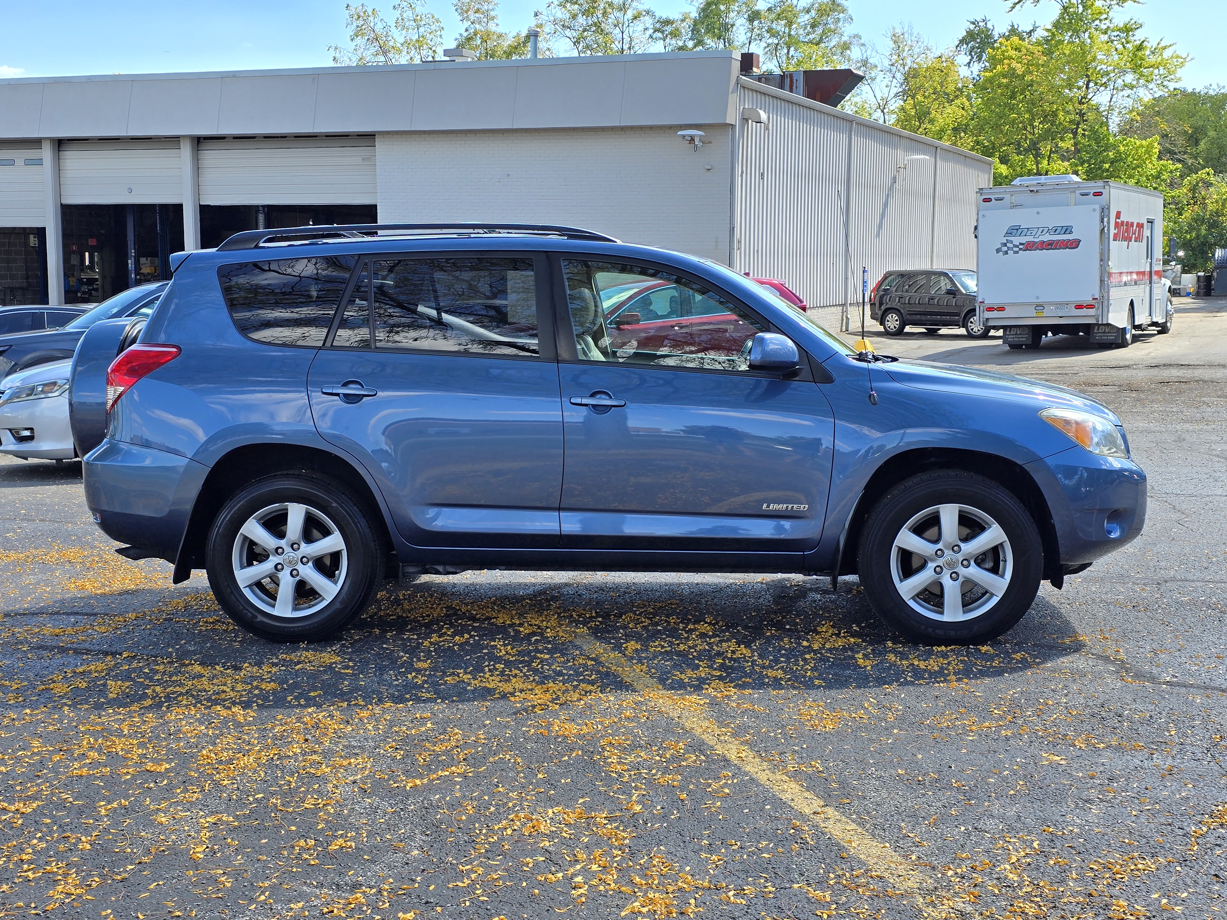 2008 Toyota RAV4 Limited 18