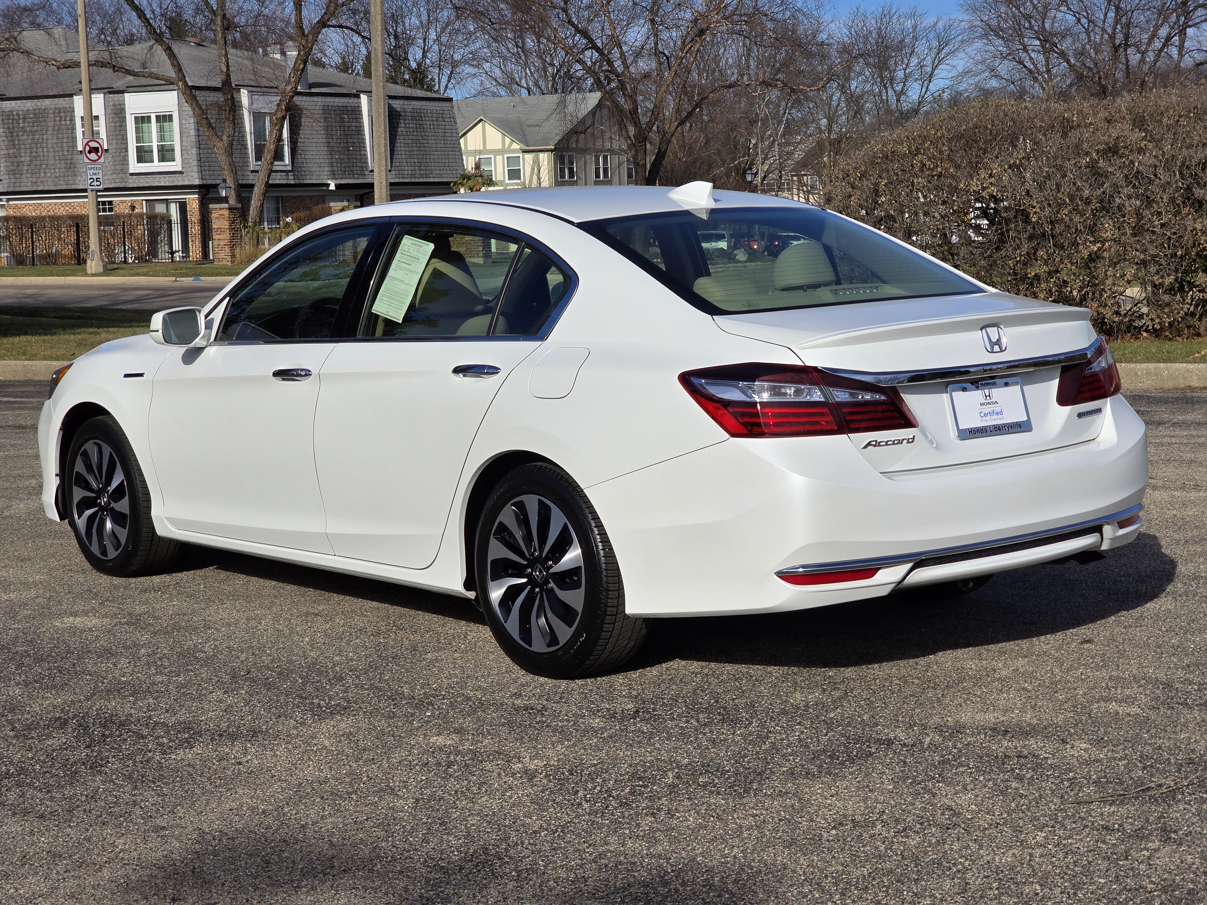 2017 Honda Accord Hybrid EX-L 16