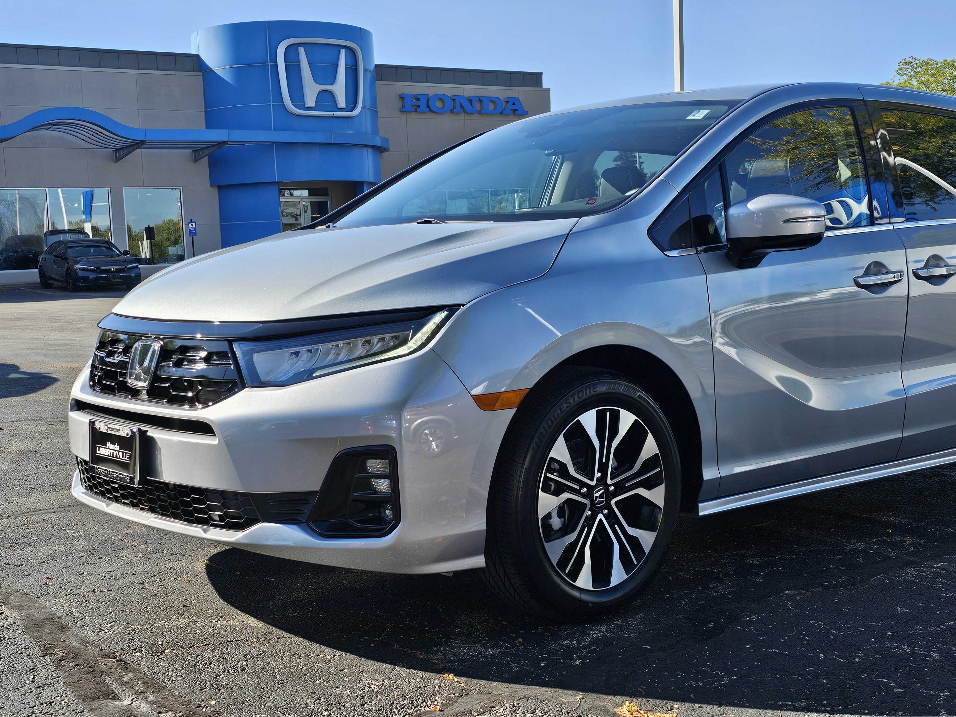 2025 Honda Odyssey Elite 28