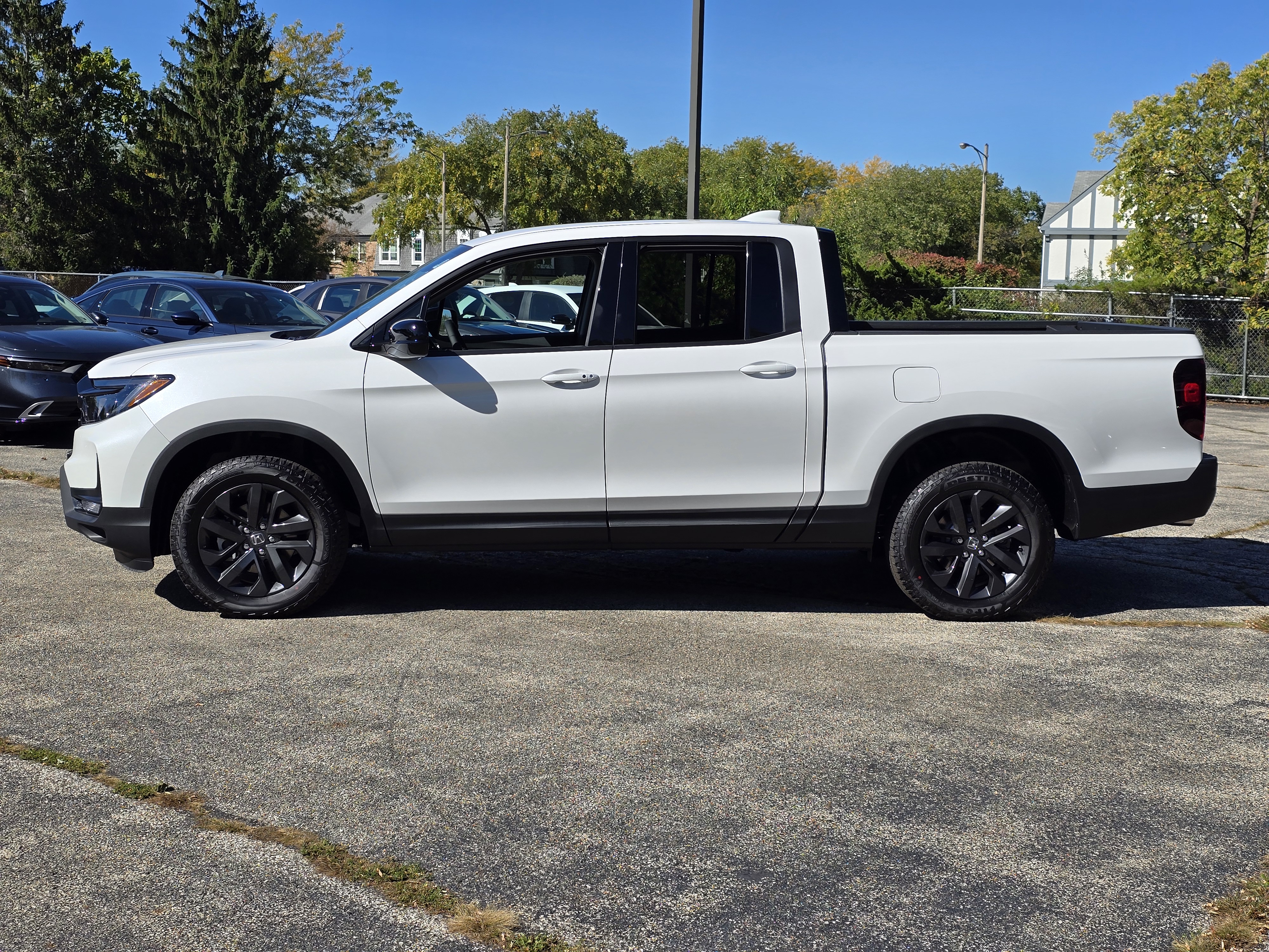 2025 Honda Ridgeline Sport 3