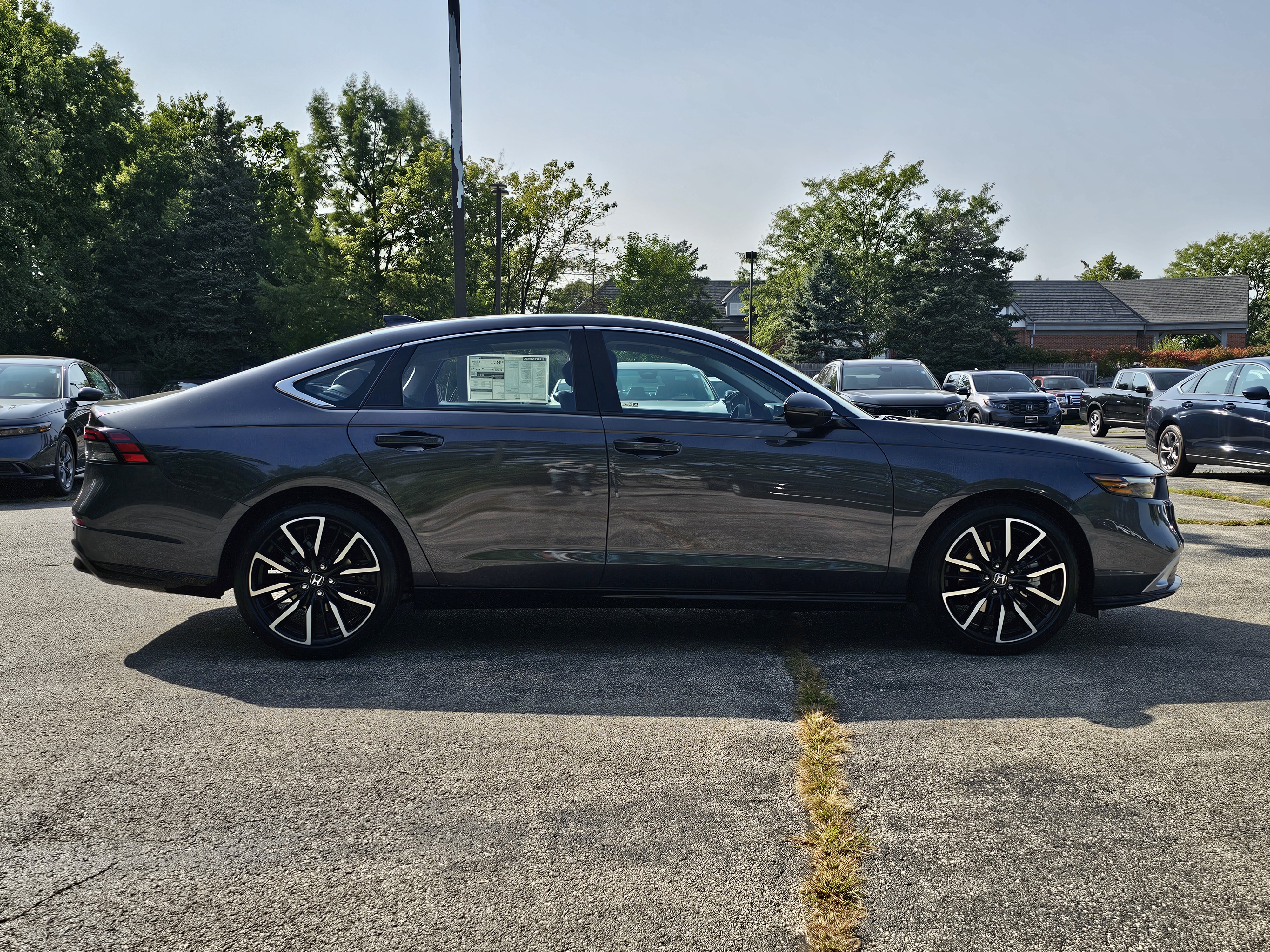 2024 Honda Accord Hybrid Touring 23