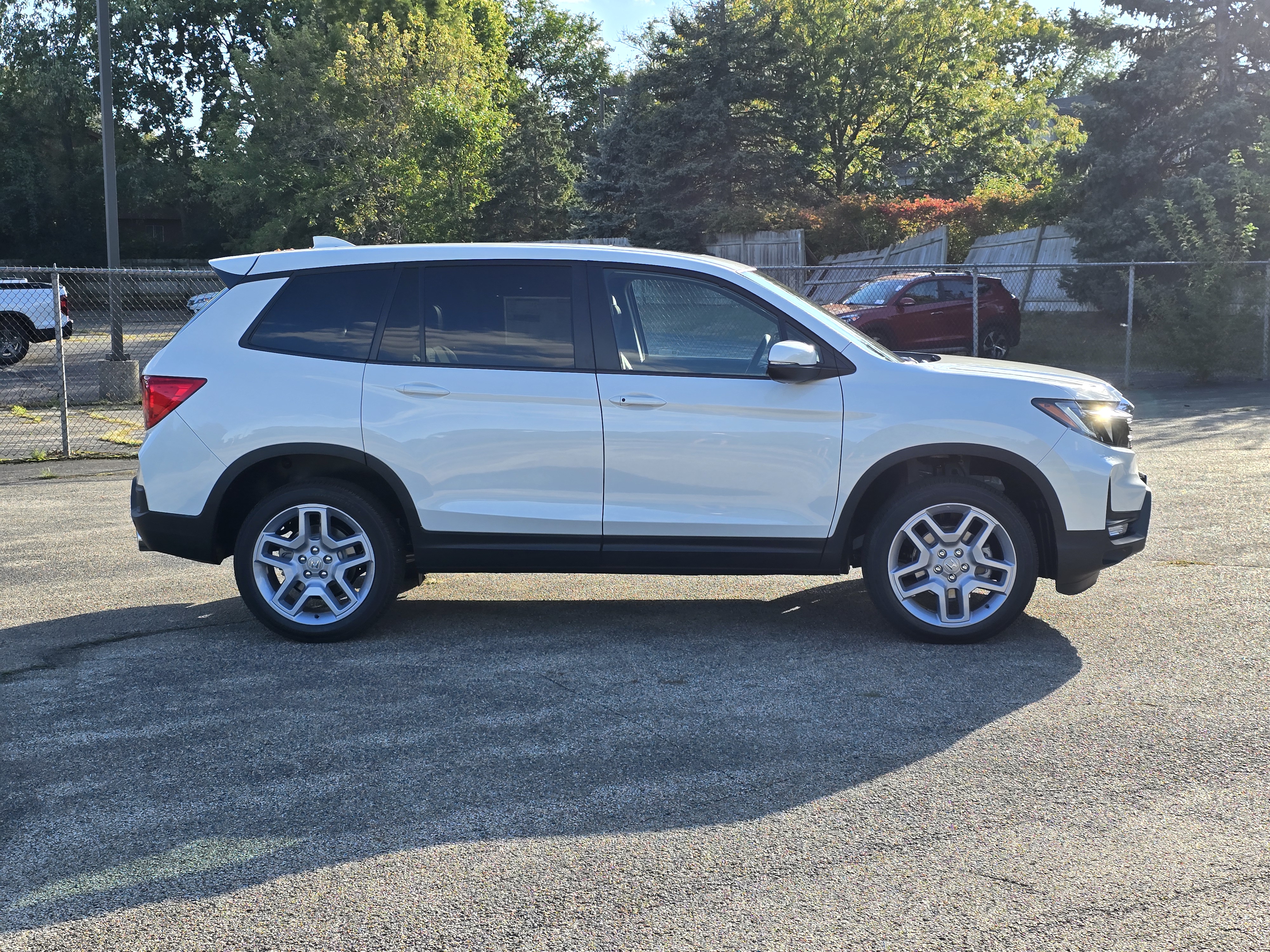 2025 Honda Passport EX-L 19