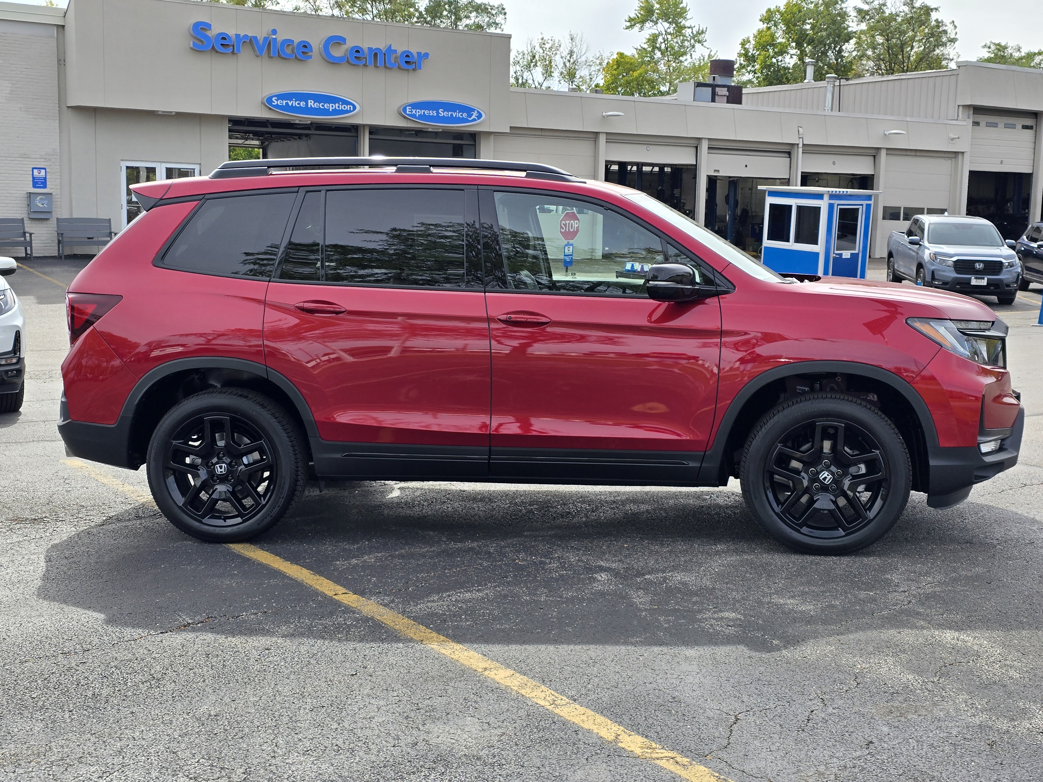 2025 Honda Passport Black Edition 16