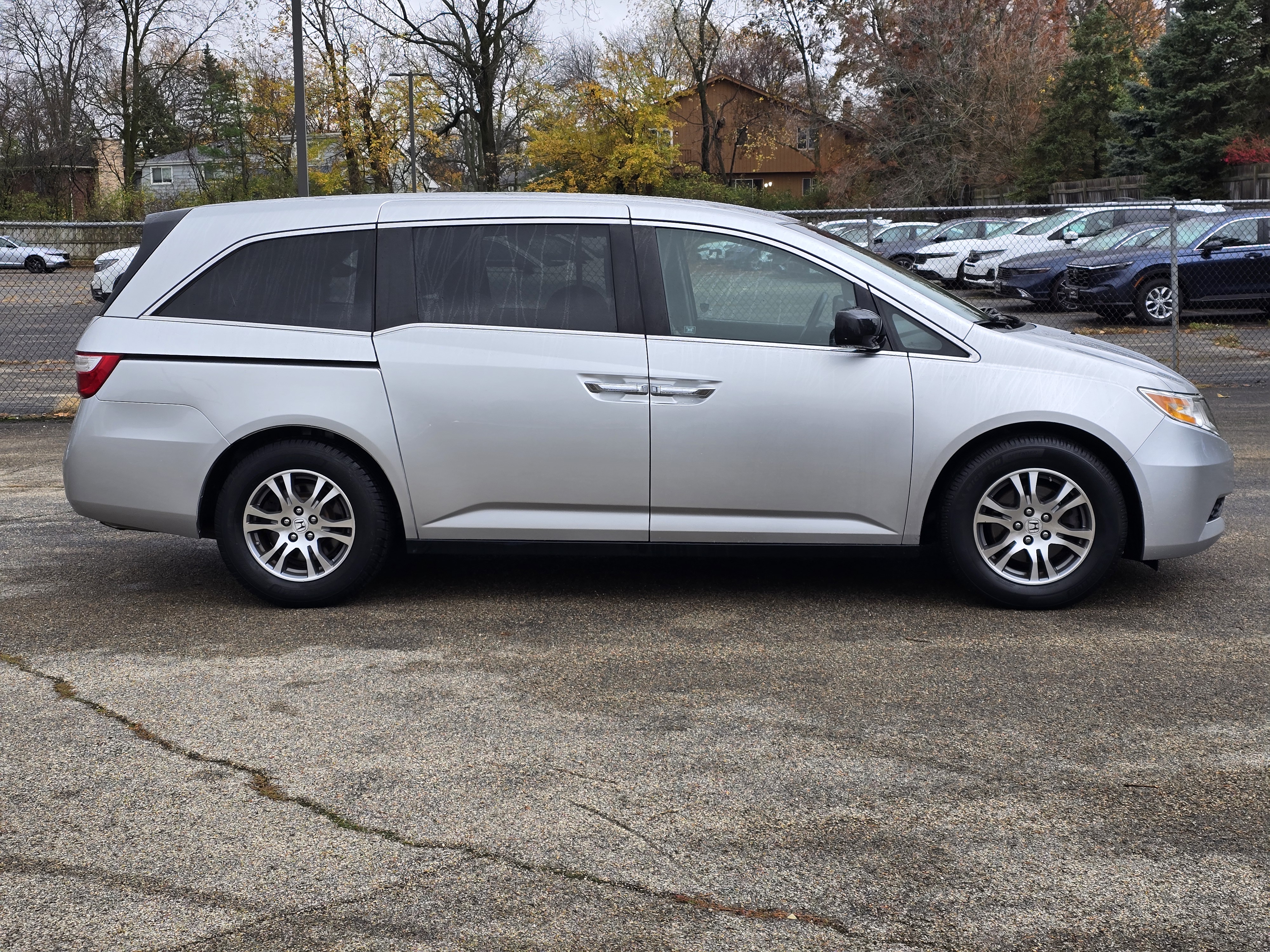 2011 Honda Odyssey EX 14