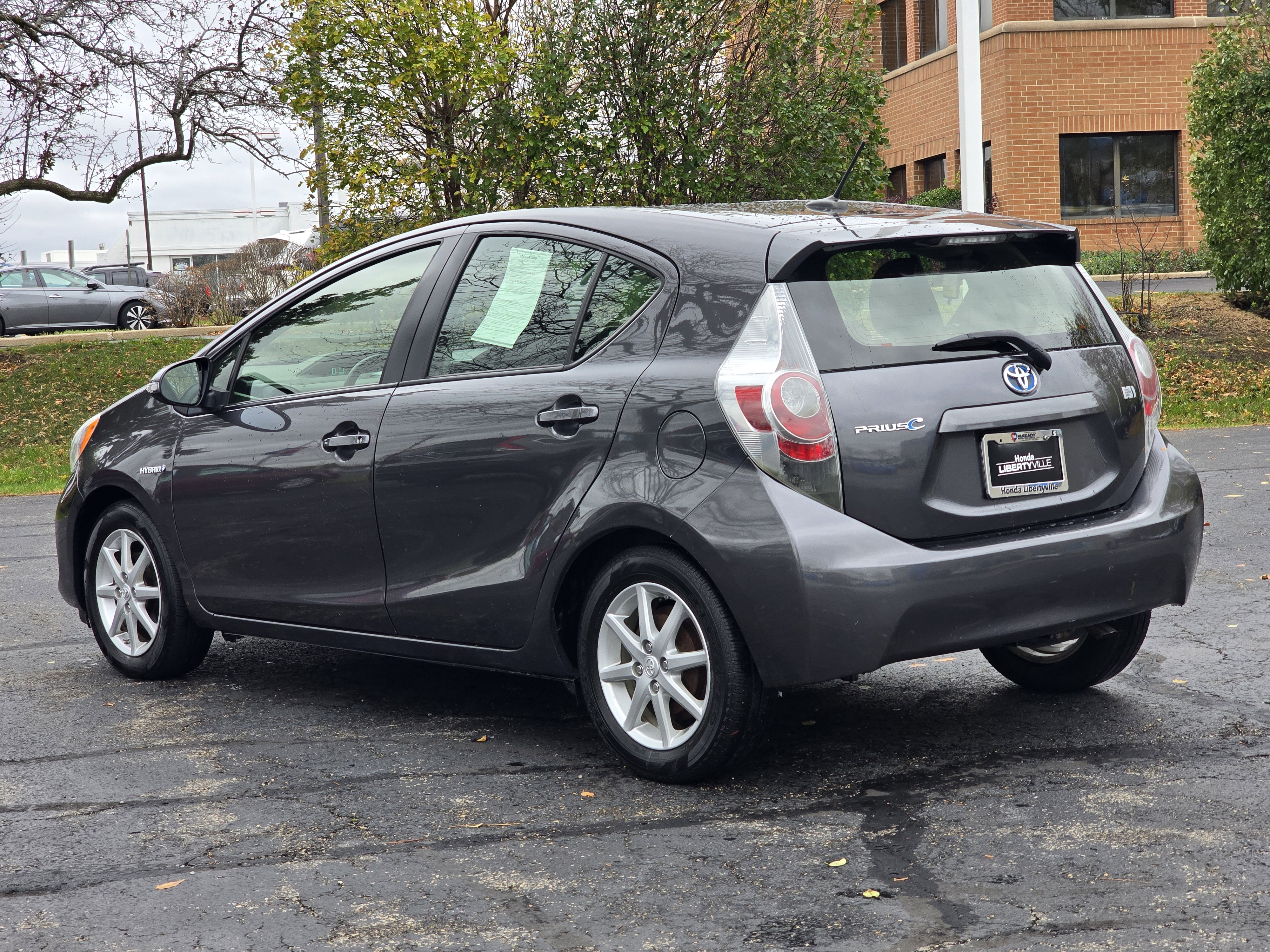 2012 Toyota Prius c Three 10