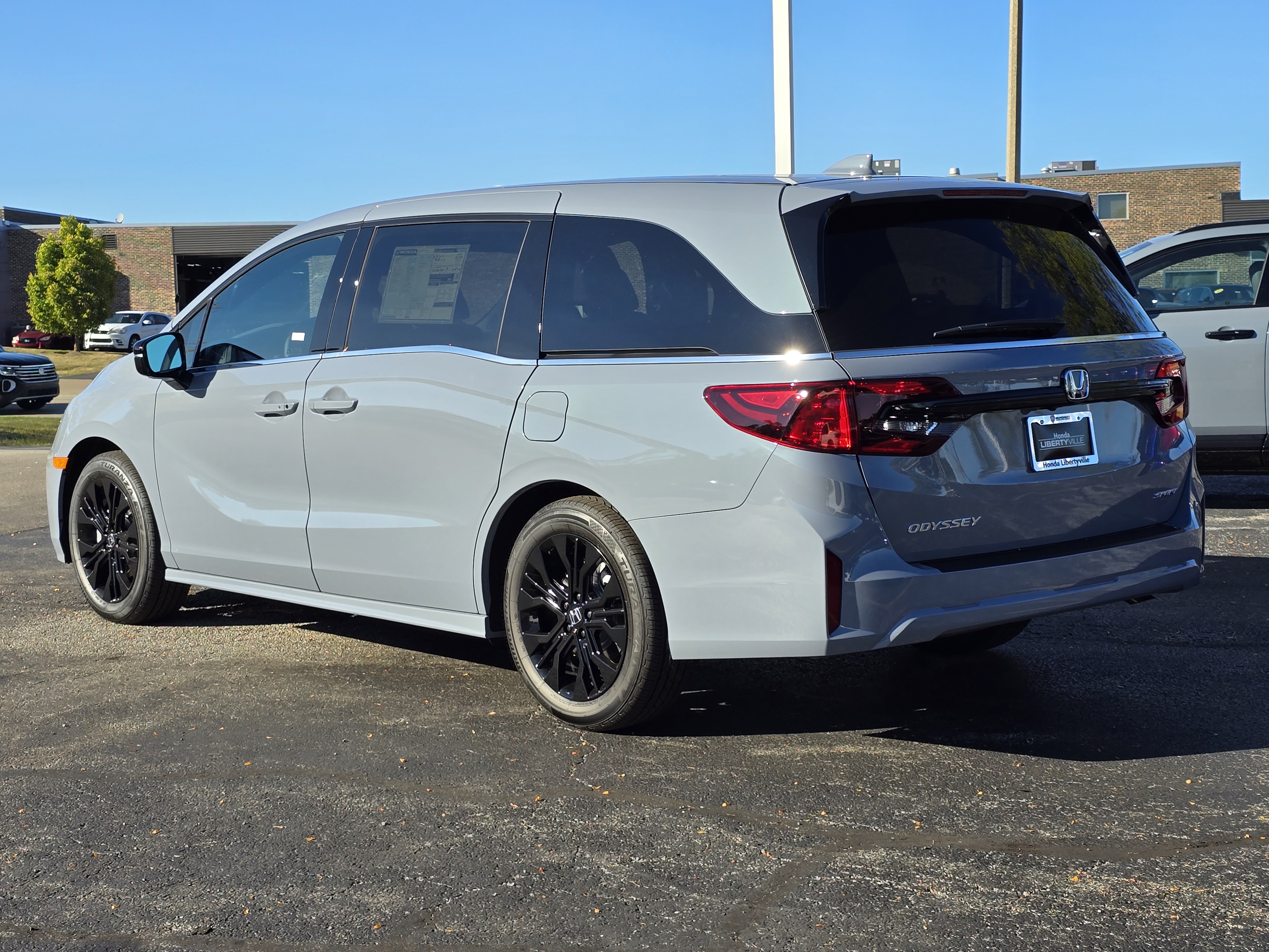 2025 Honda Odyssey Sport-L 11