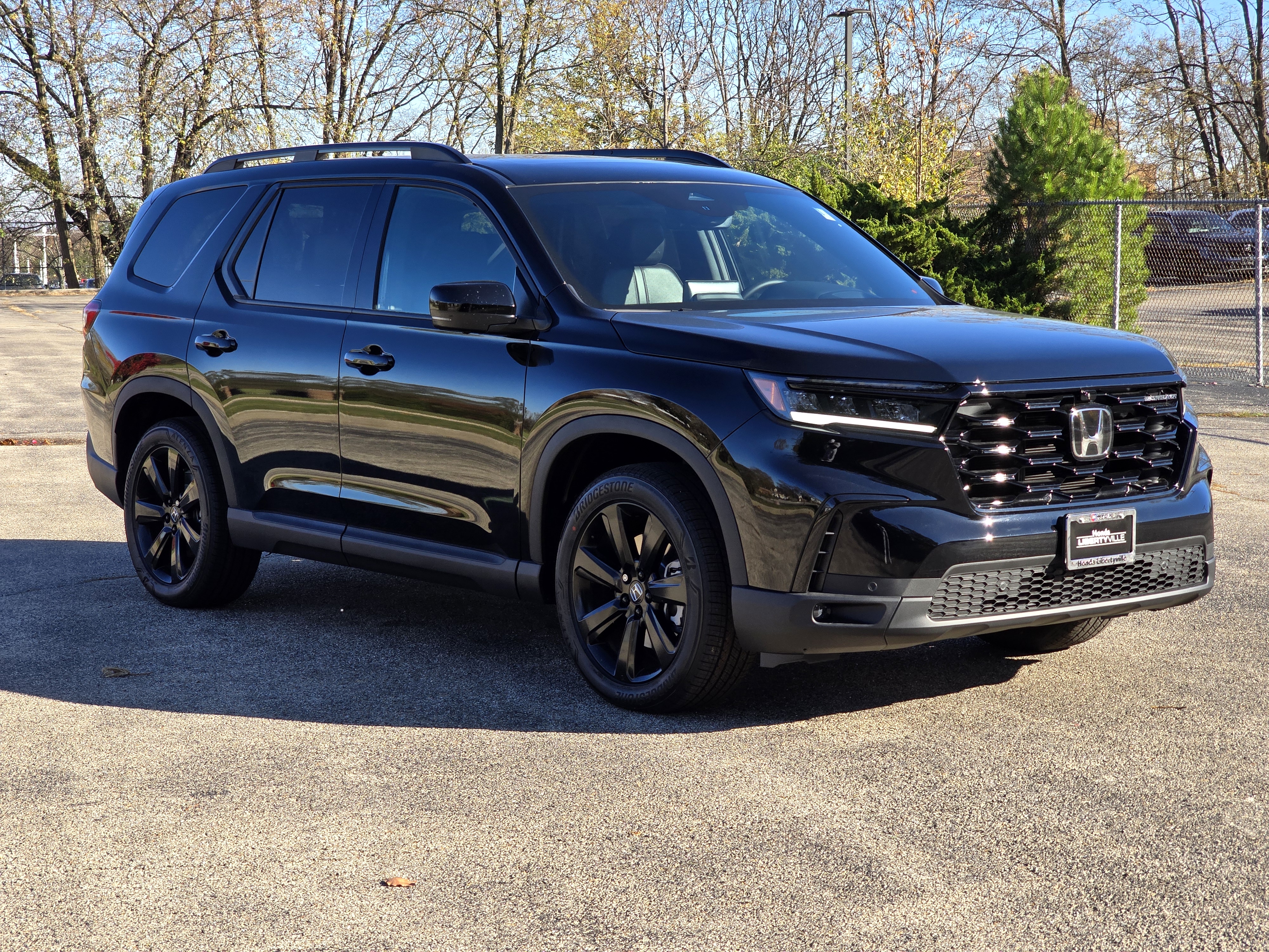 2025 Honda Pilot Black Edition 18