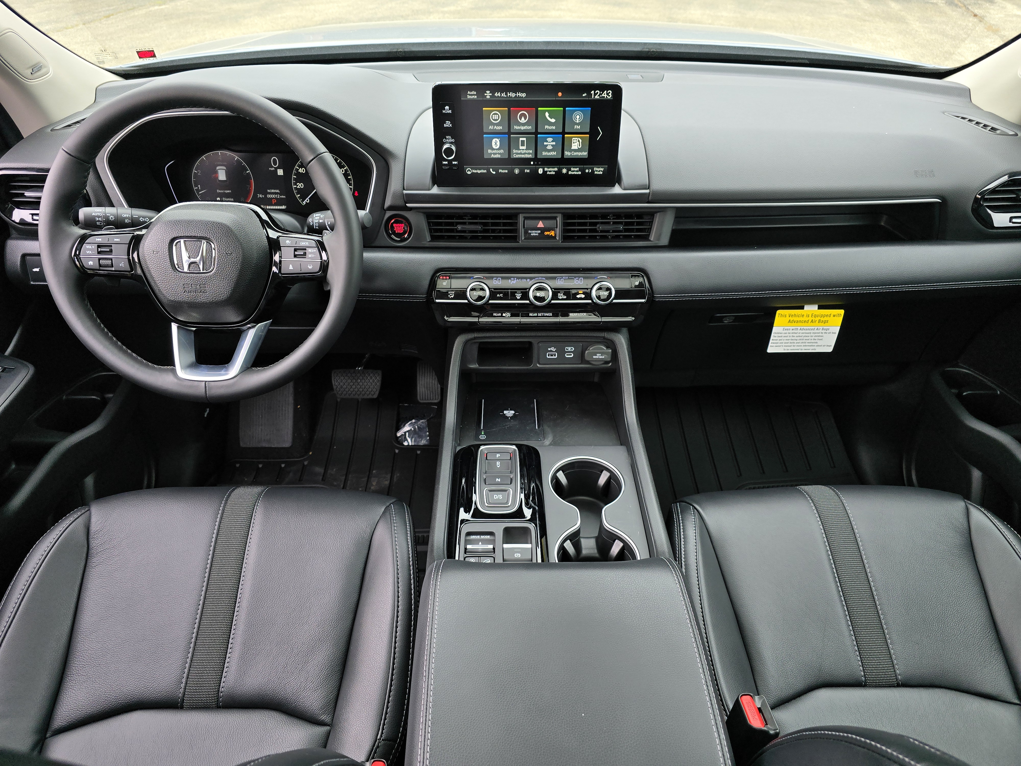 2025 Honda Pilot Touring 44