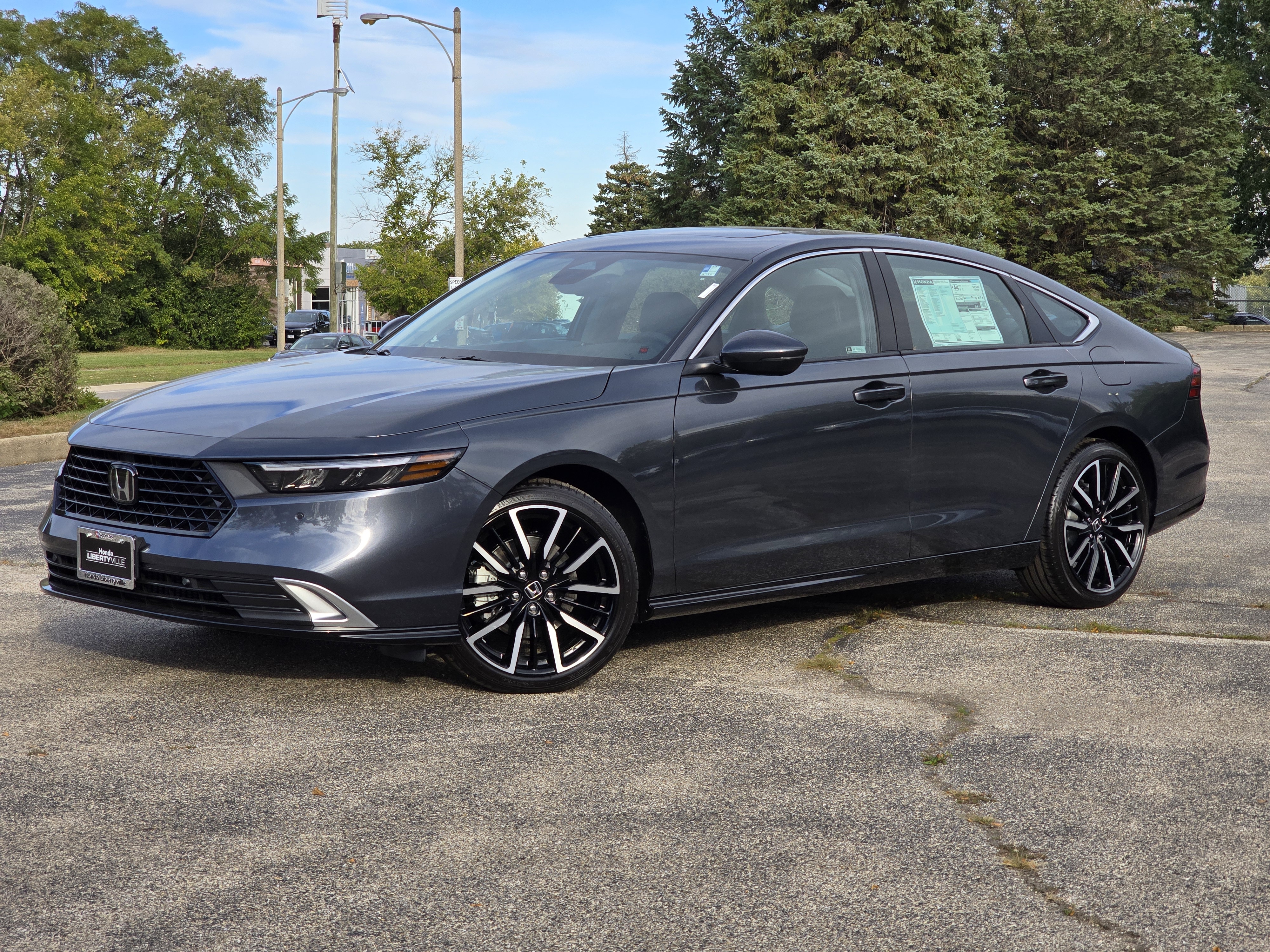 2025 Honda Accord Hybrid Touring 1