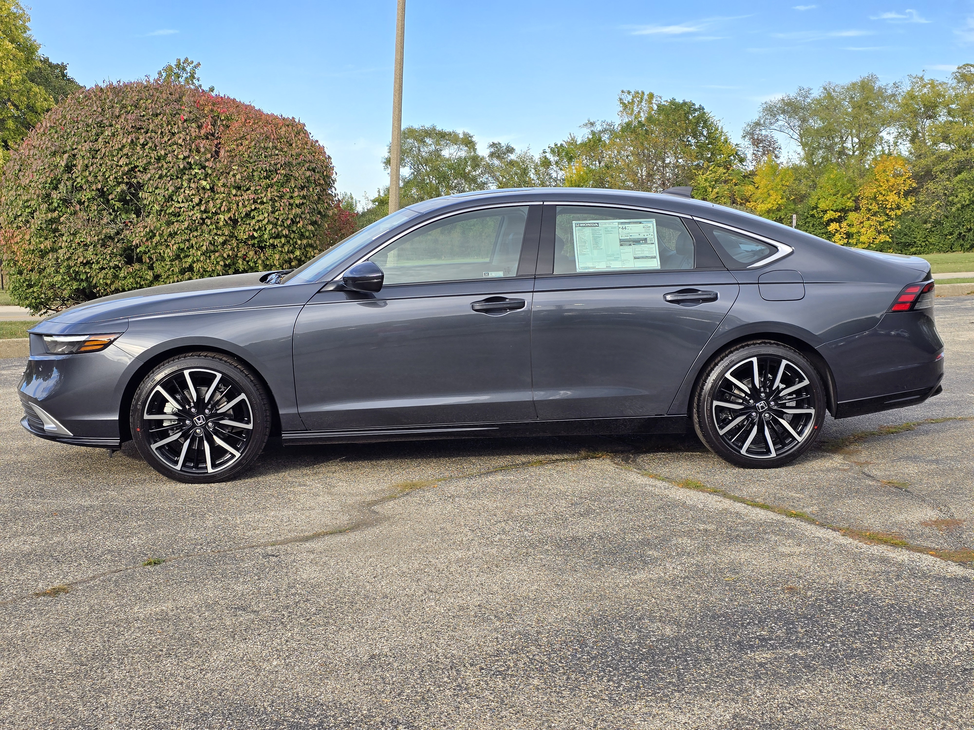 2025 Honda Accord Hybrid Touring 7