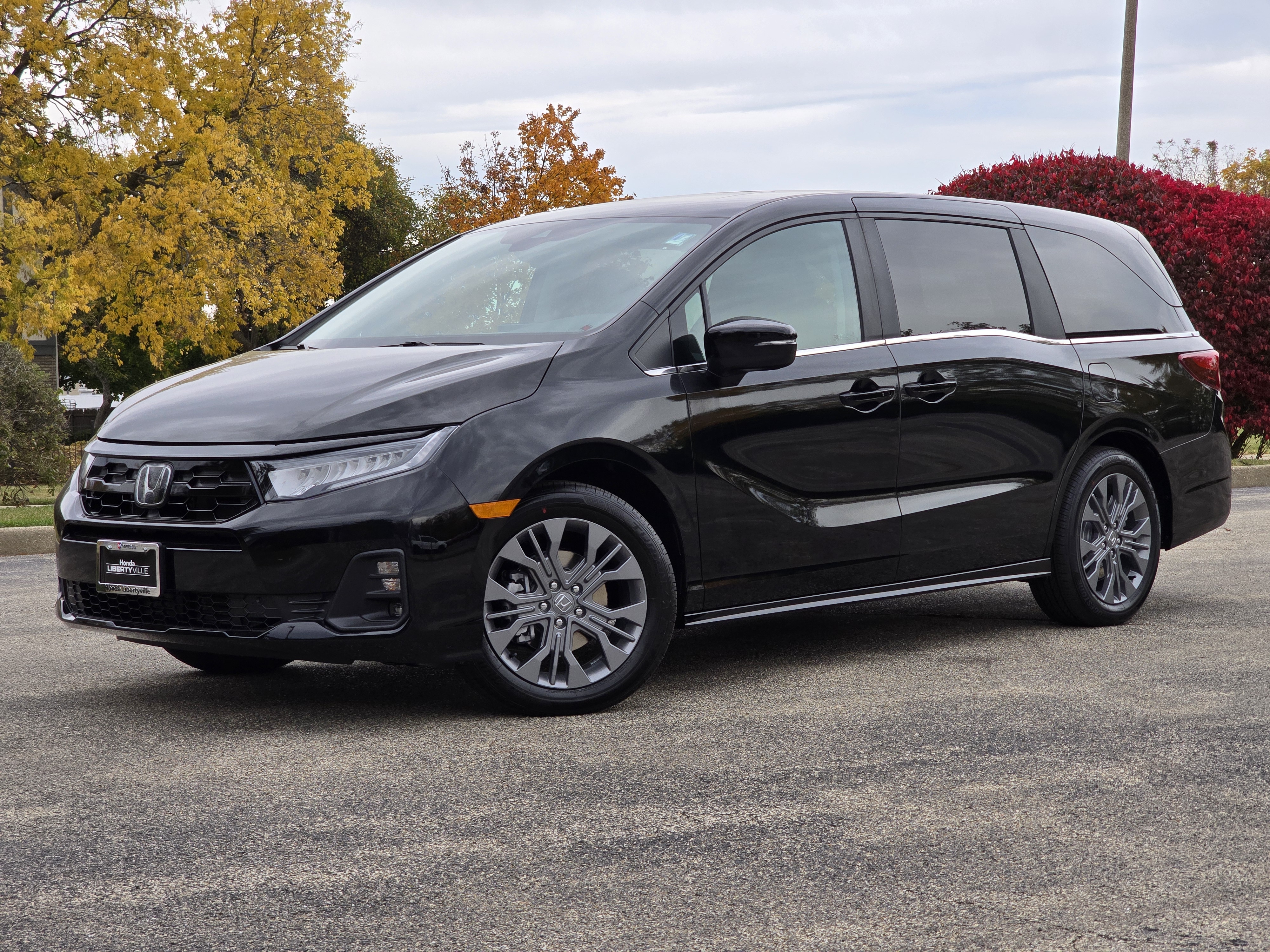 2025 Honda Odyssey Touring 1