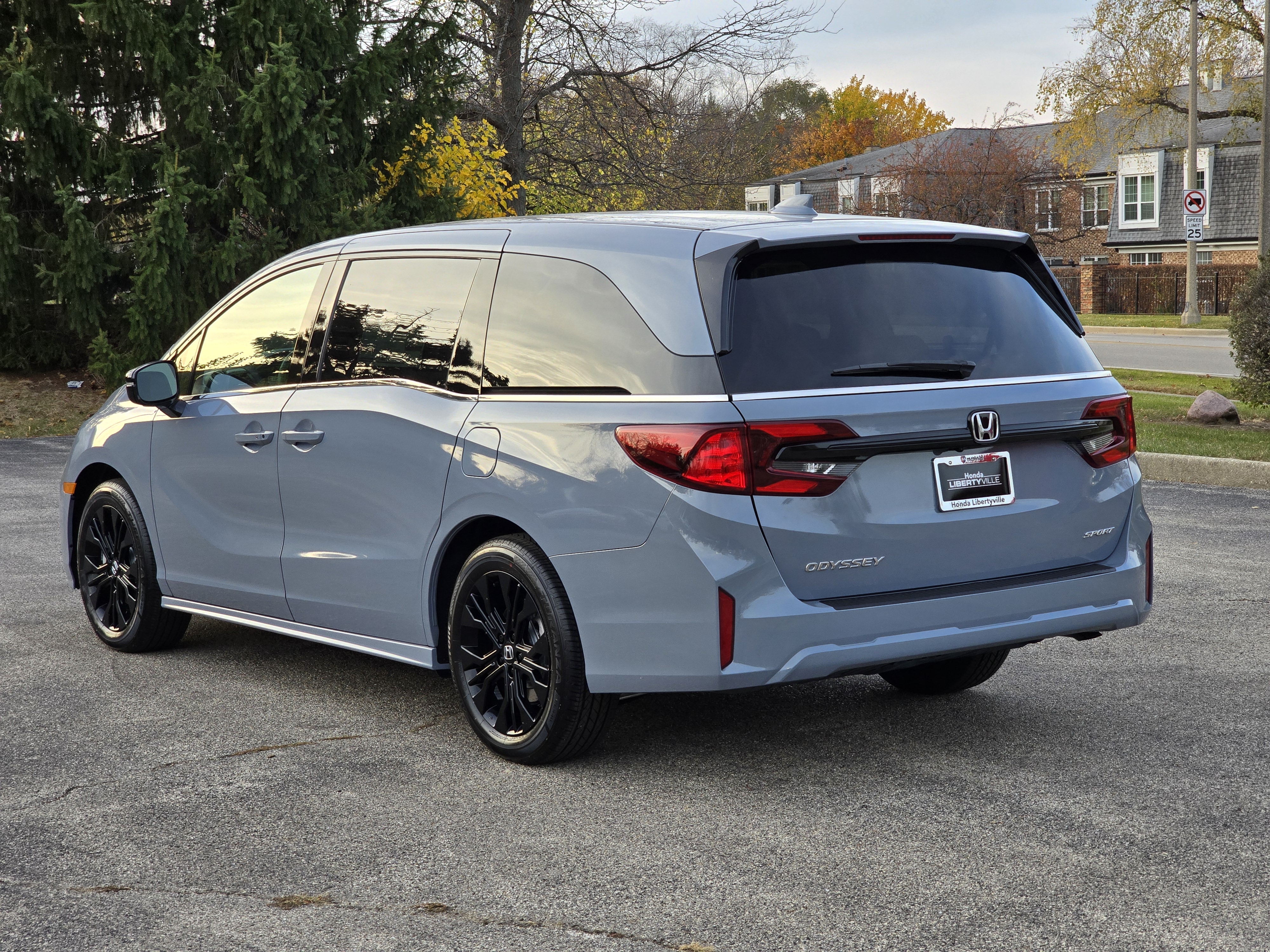 2025 Honda Odyssey Sport-L 12