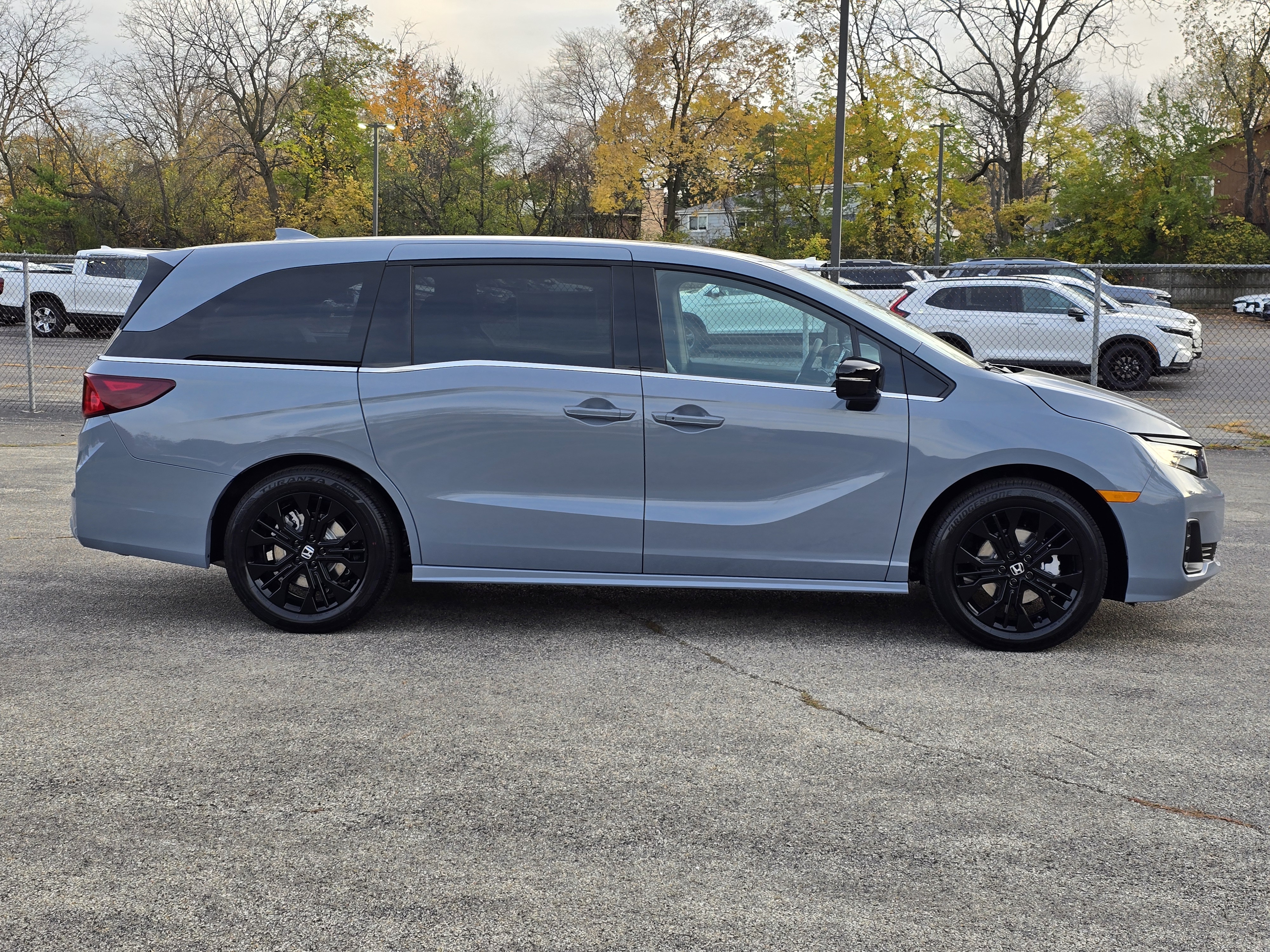 2025 Honda Odyssey Sport-L 18