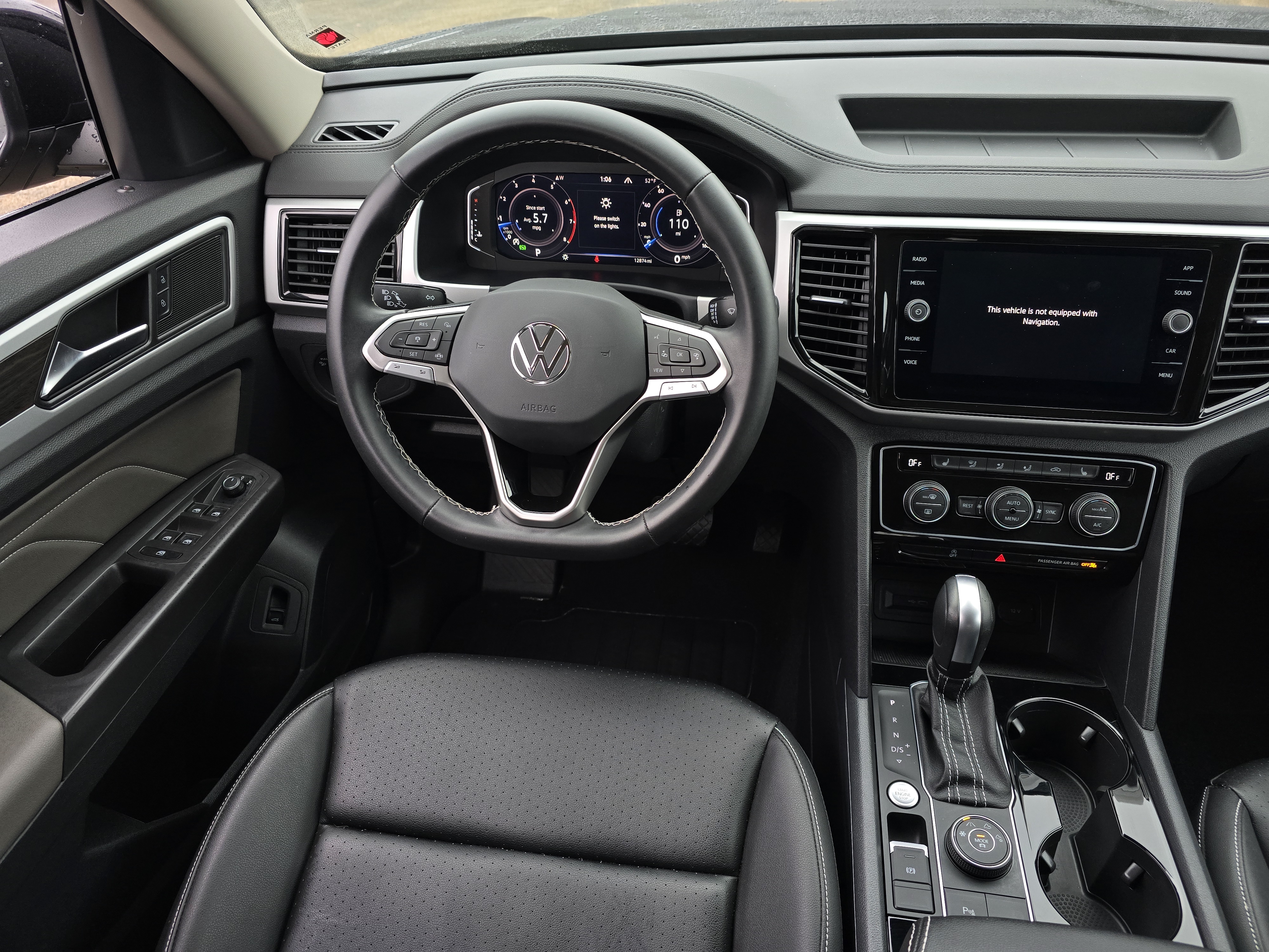 2023 Volkswagen Atlas 3.6L V6 SE w/Technology 29