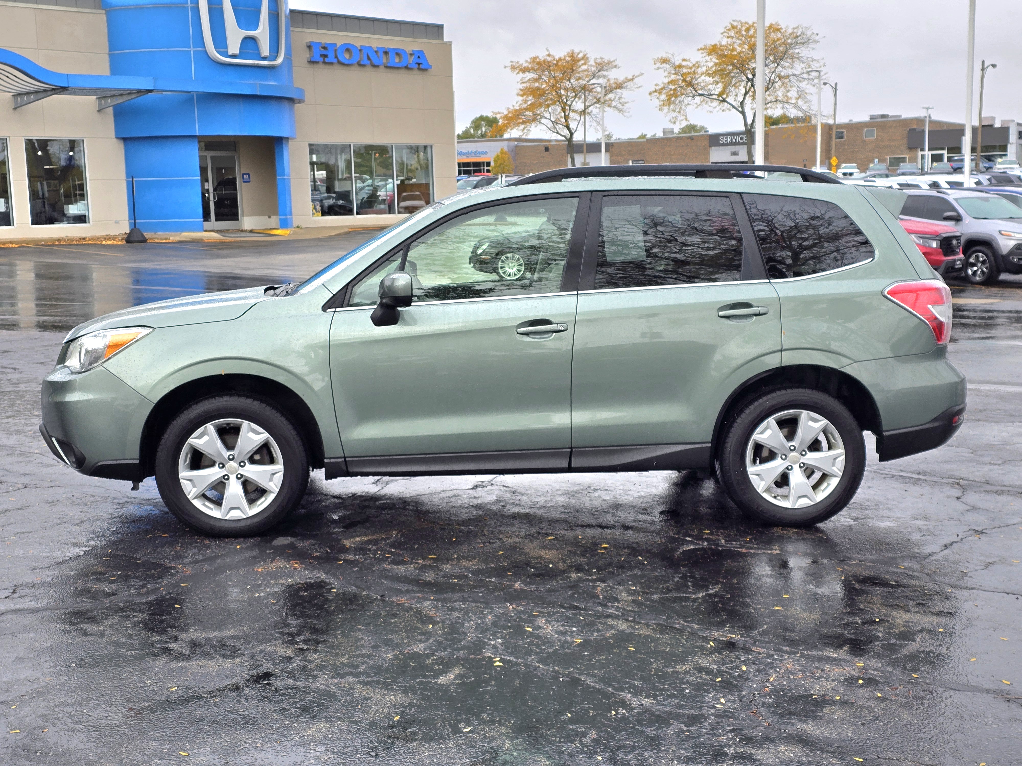 2016 Subaru Forester 2.5i Limited 3