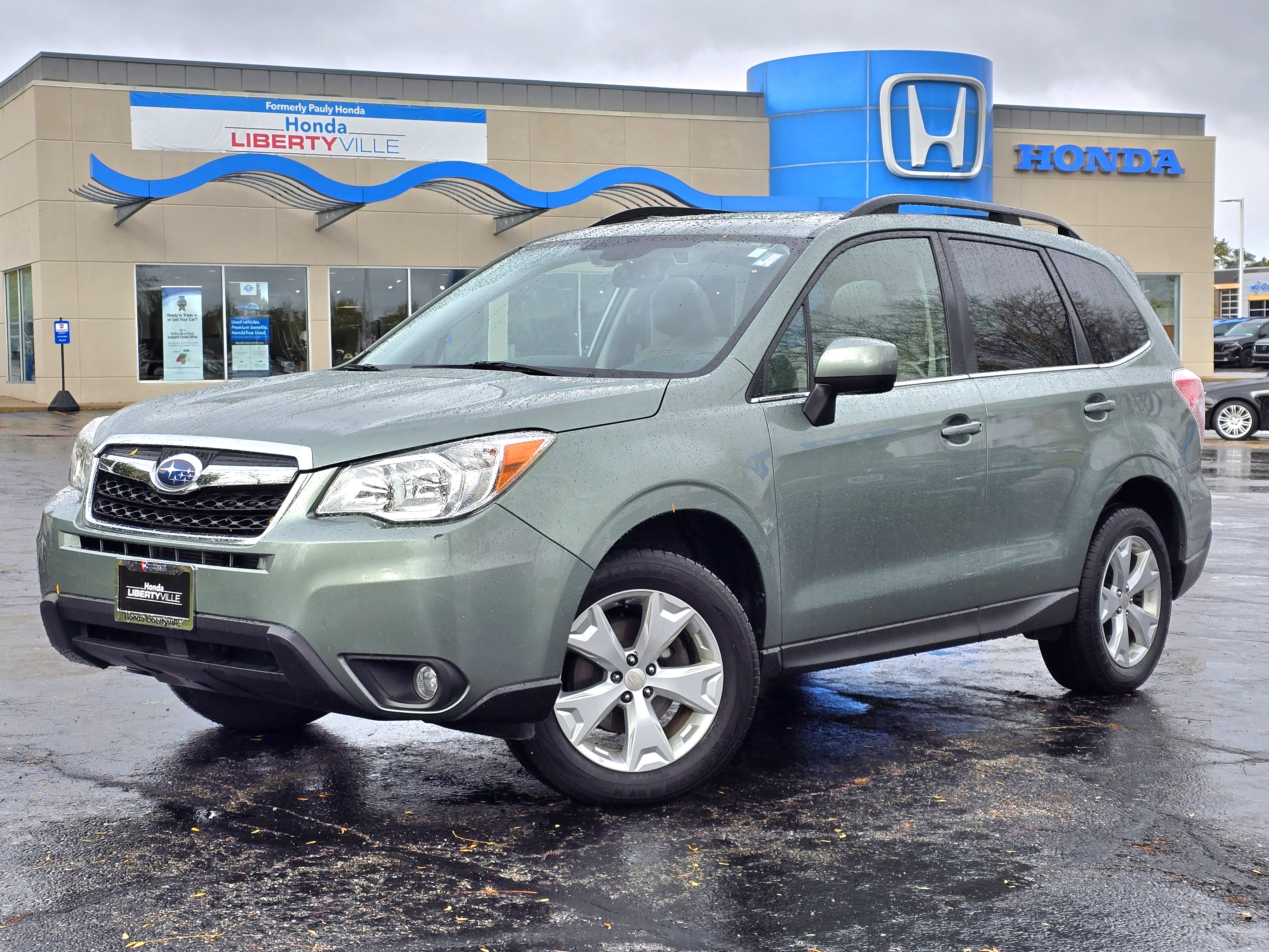 2016 Subaru Forester 2.5i Limited 10