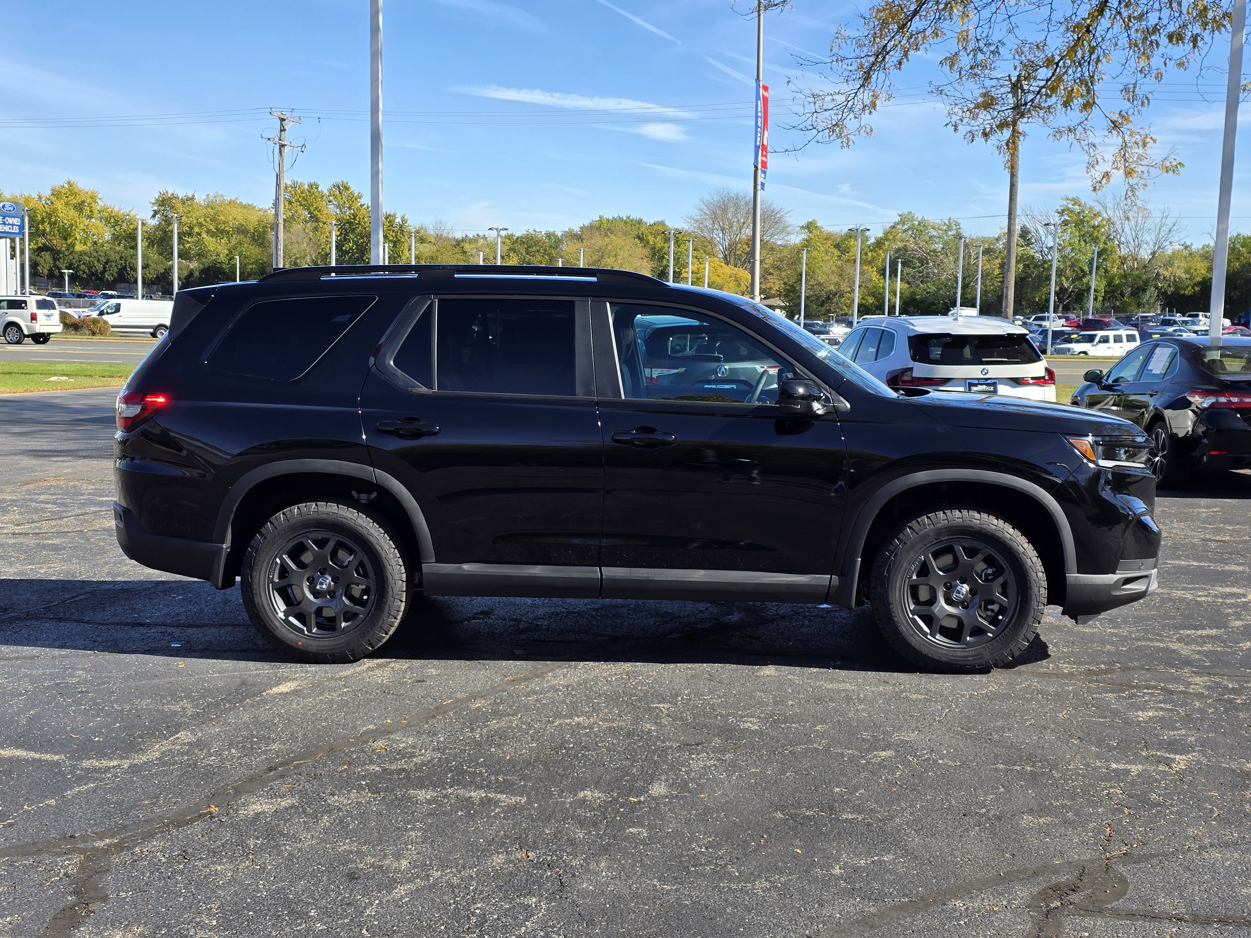 2025 Honda Pilot TrailSport 18