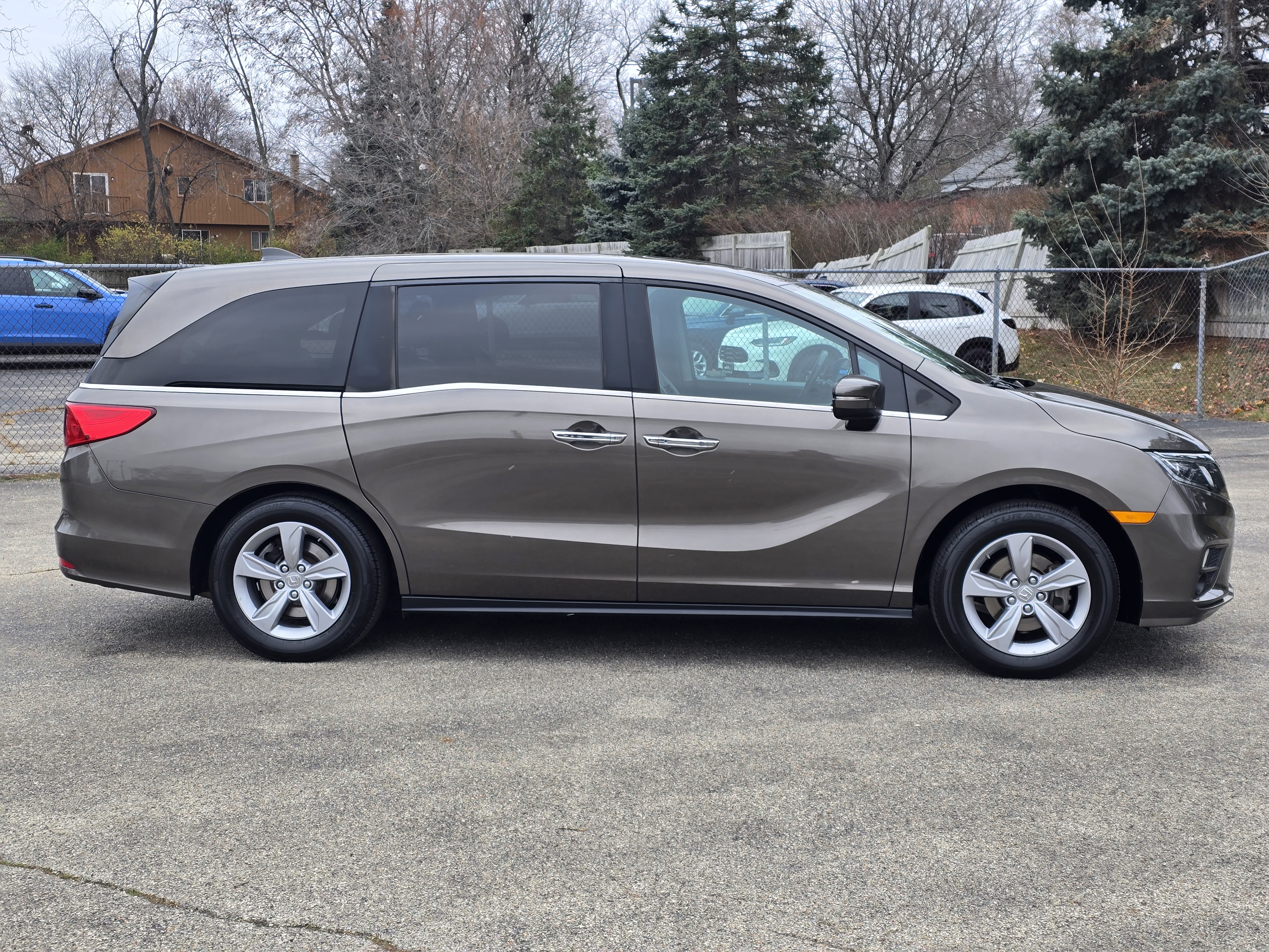 2018 Honda Odyssey EX-L 12