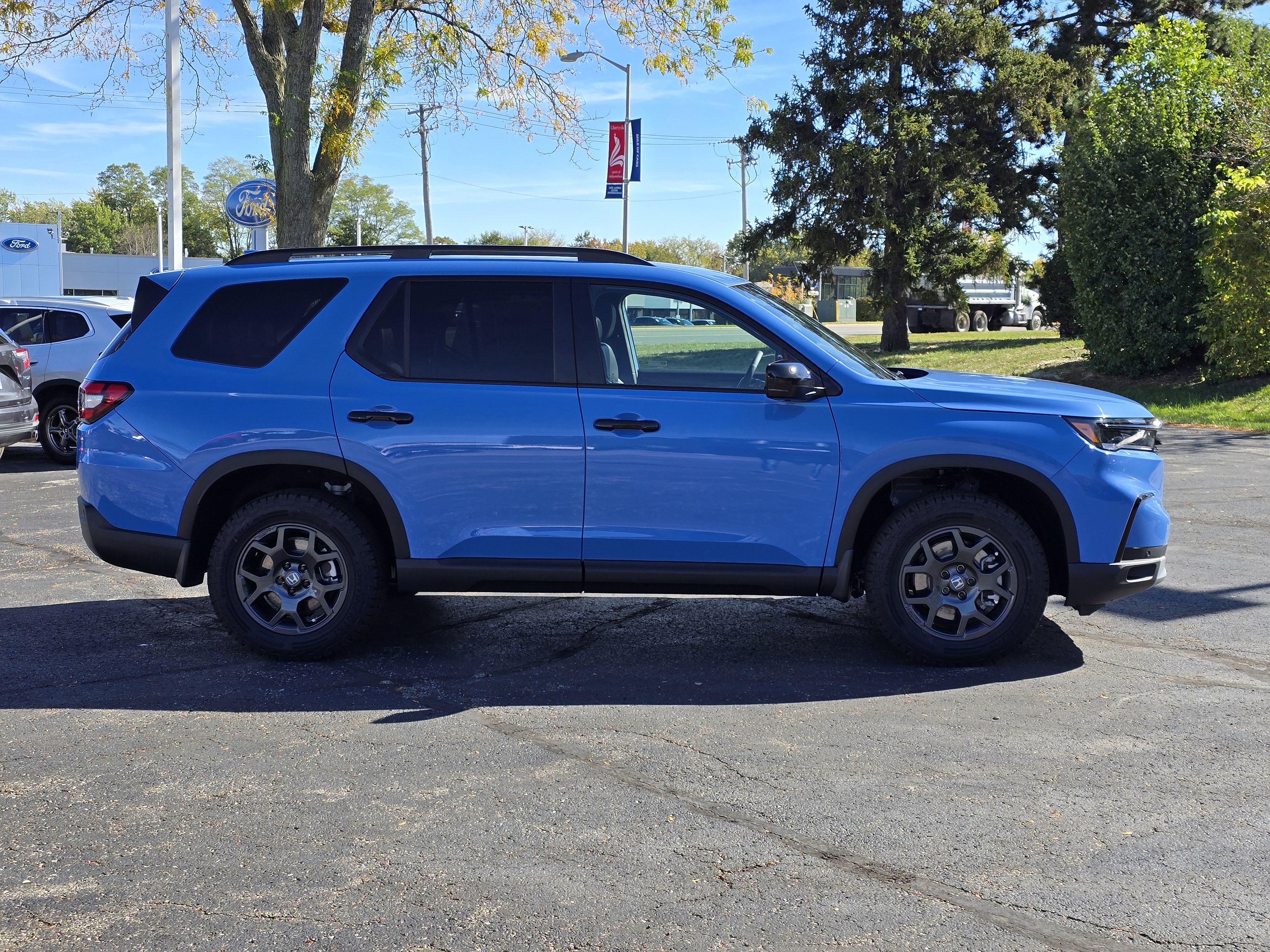 2025 Honda Pilot TrailSport 19