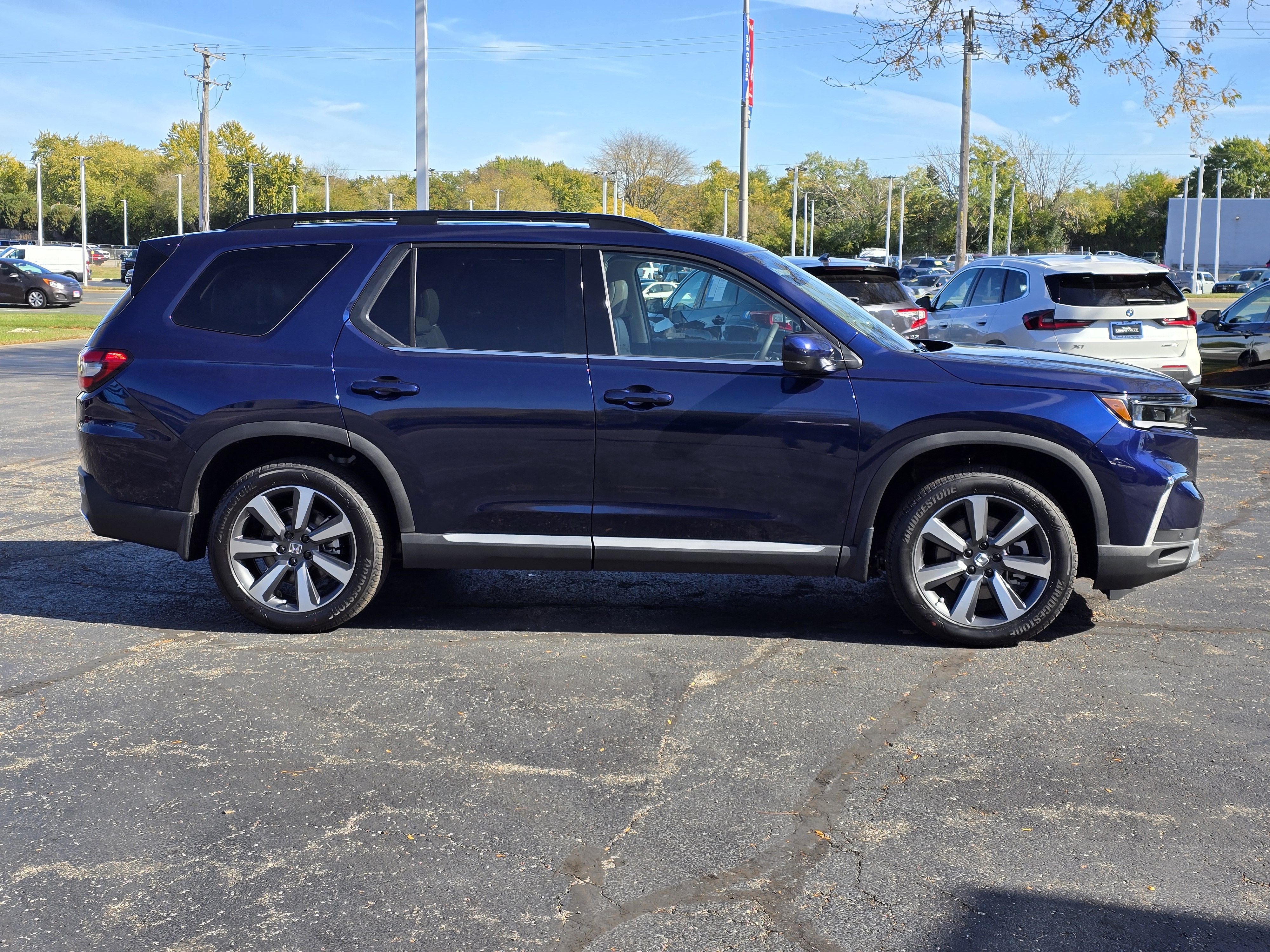 2025 Honda Pilot Touring 18