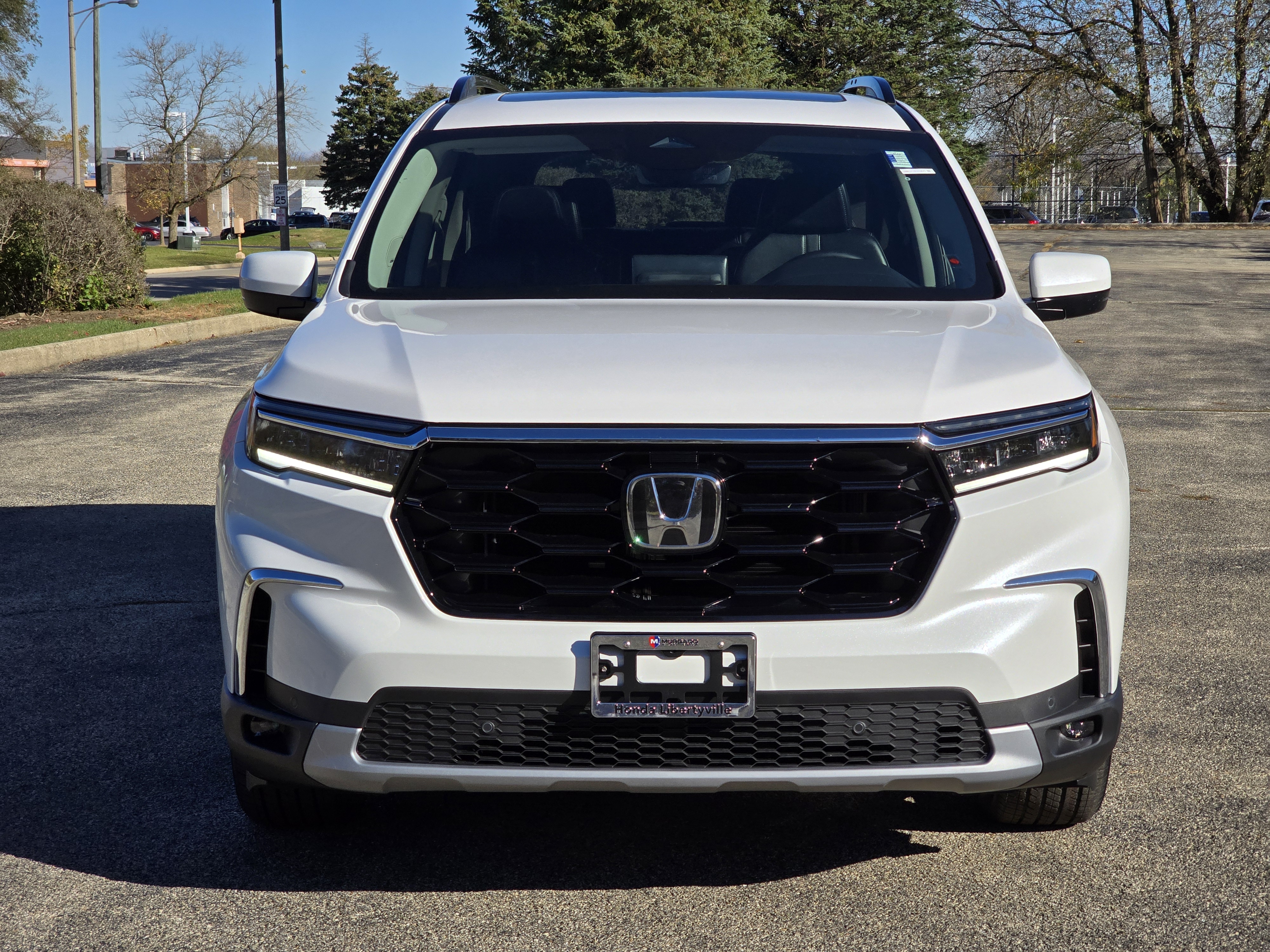 2025 Honda Pilot Touring 17