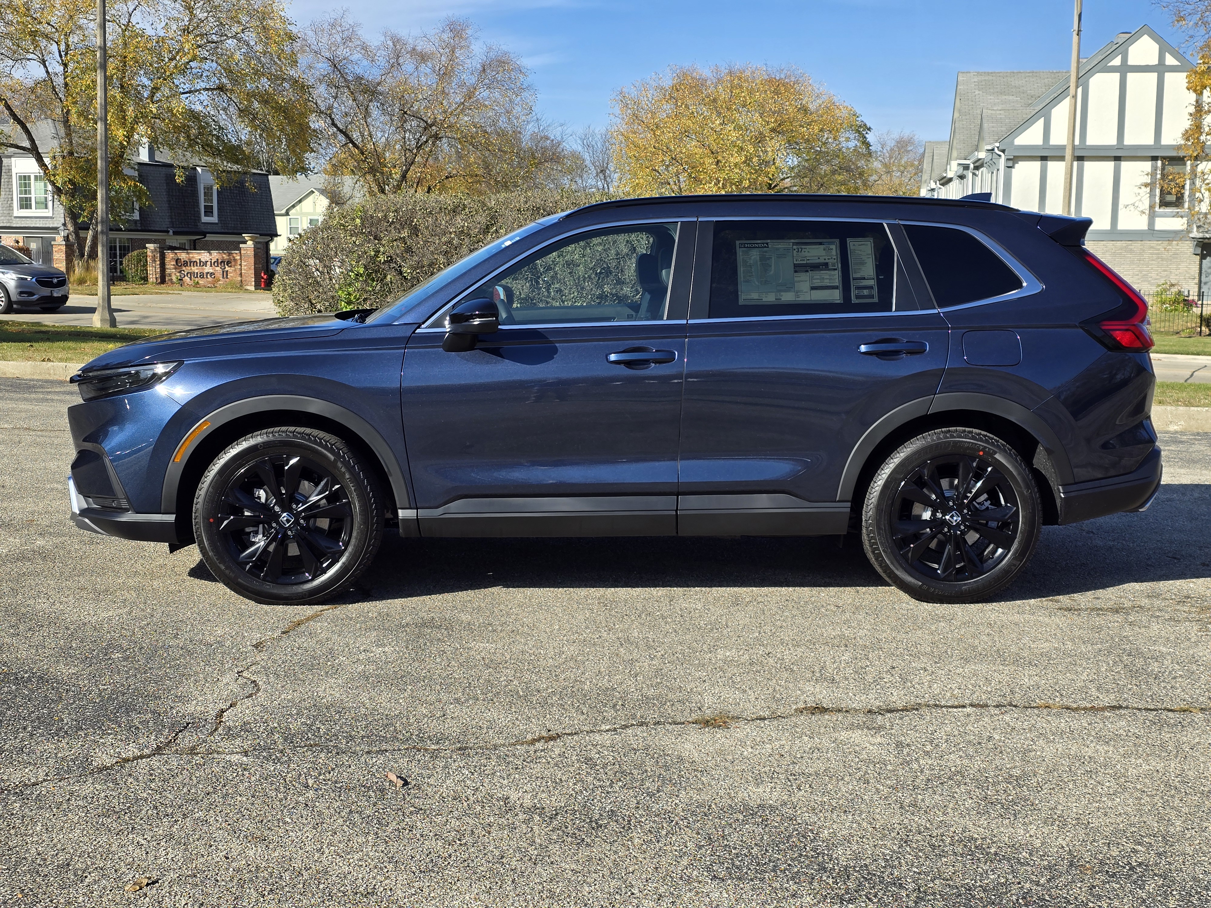 2025 Honda CR-V Hybrid Sport Touring 3