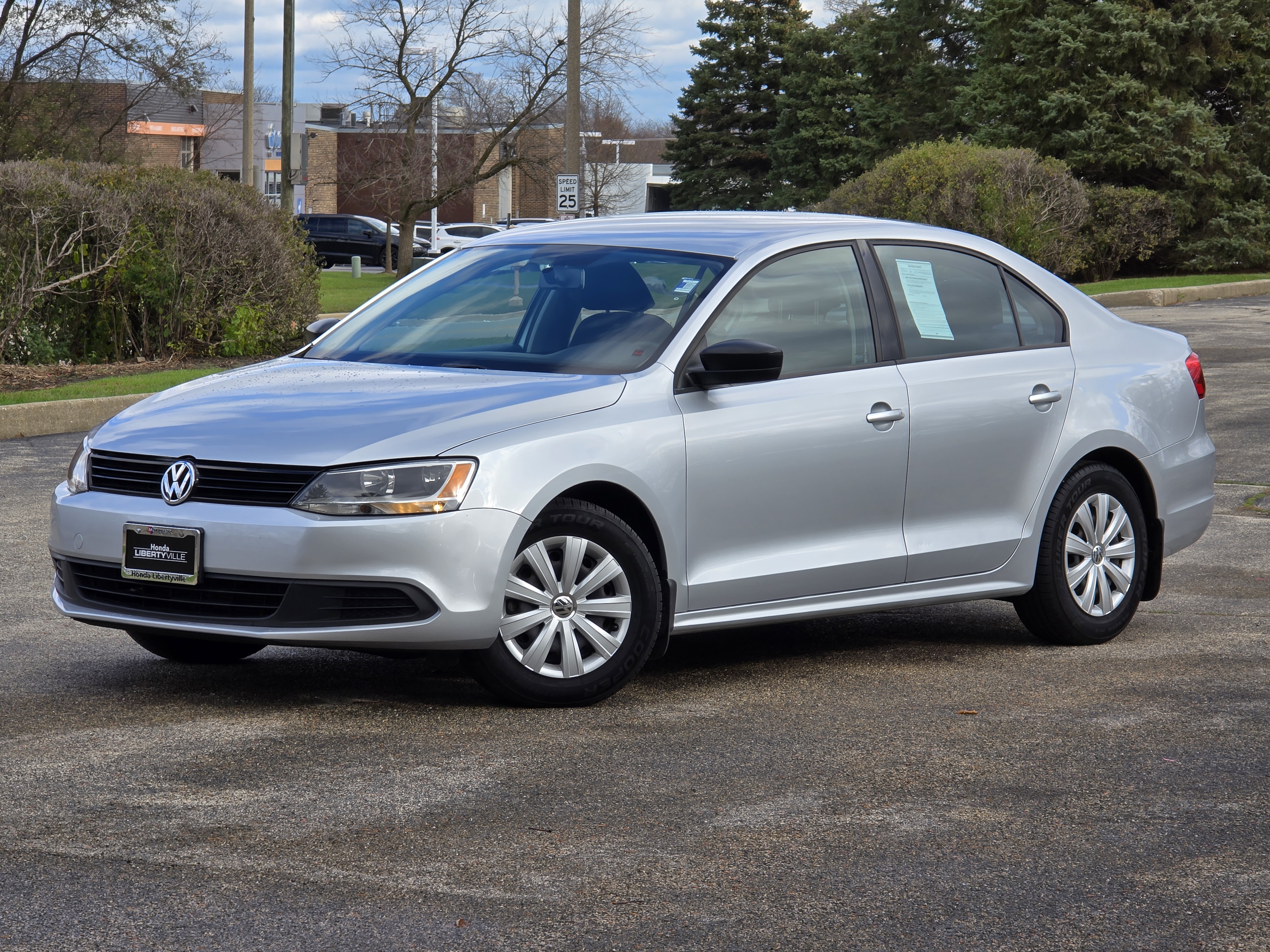 2014 Volkswagen Jetta 2.0L S 8