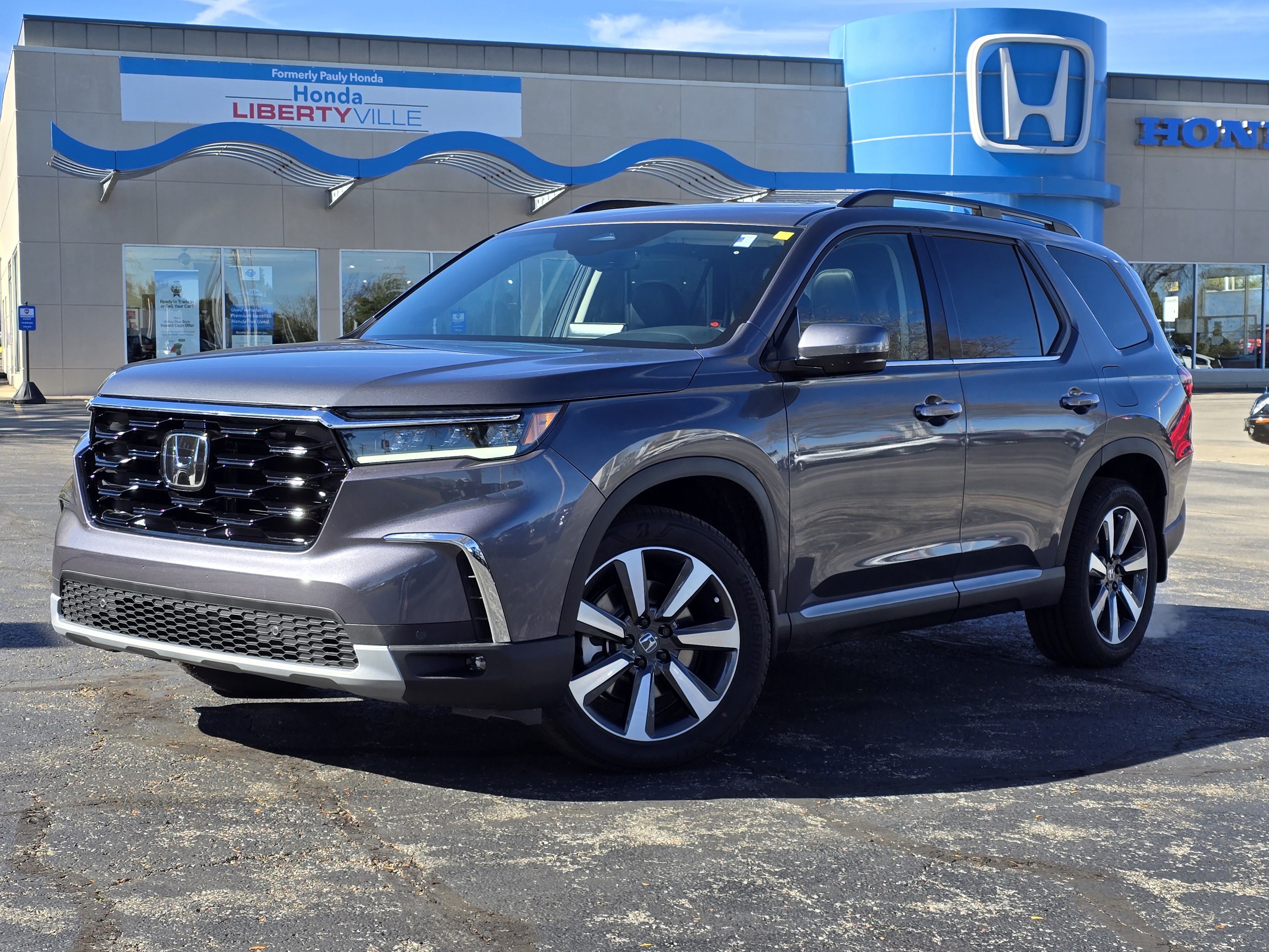 2025 Honda Pilot Touring 10