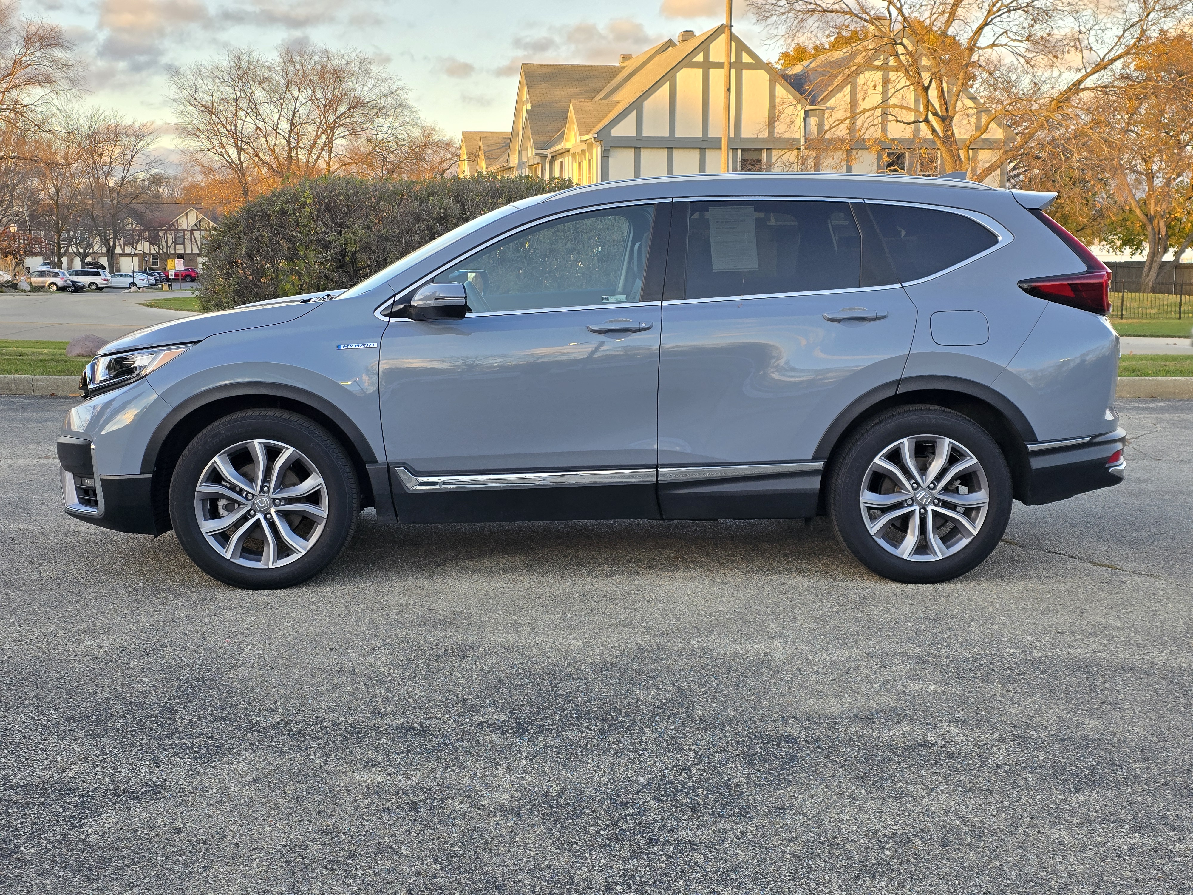 2022 Honda CR-V Hybrid Touring 14