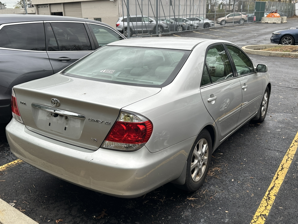 2005 Toyota Camry  4