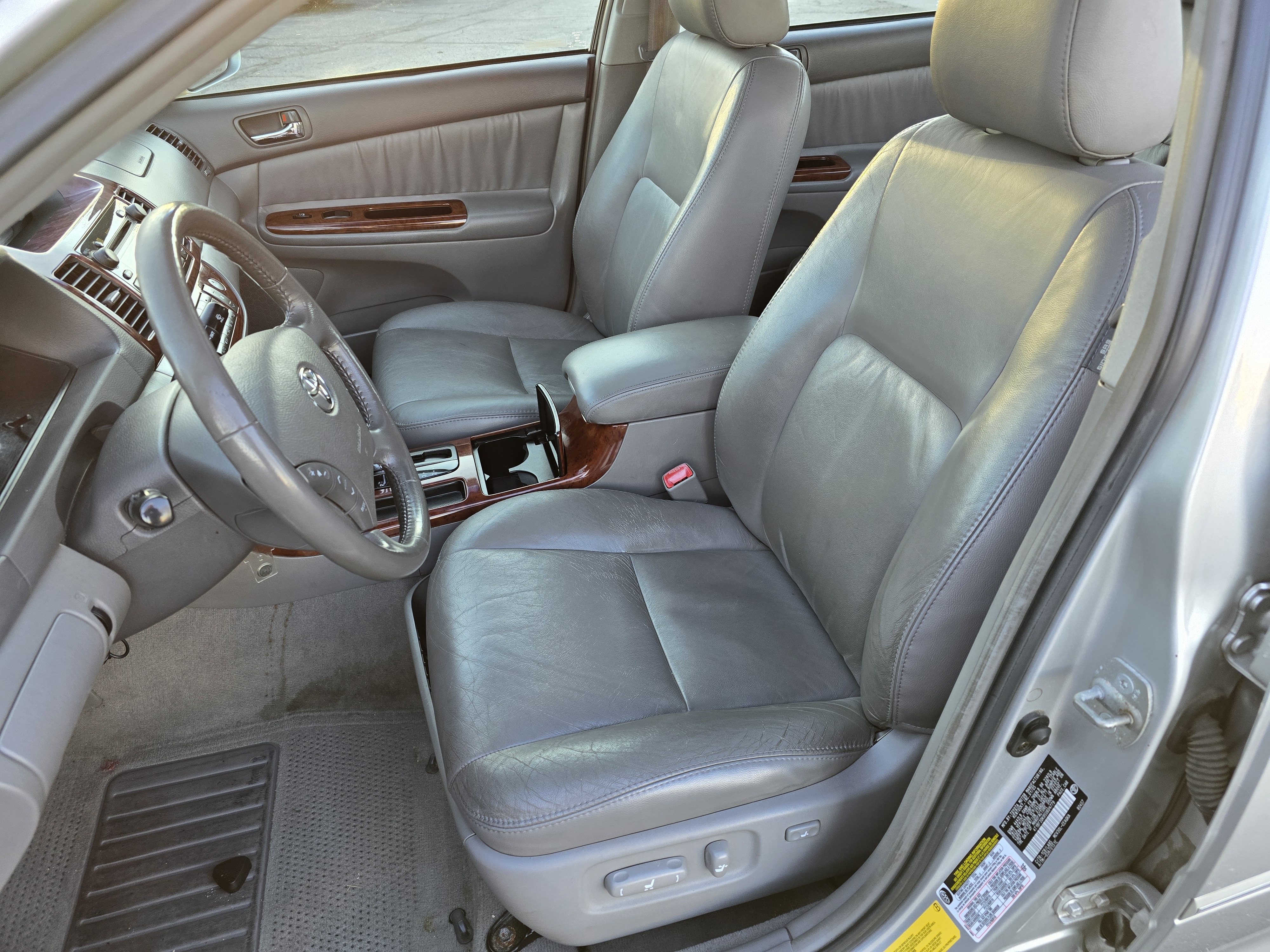 2005 Toyota Camry XLE 8