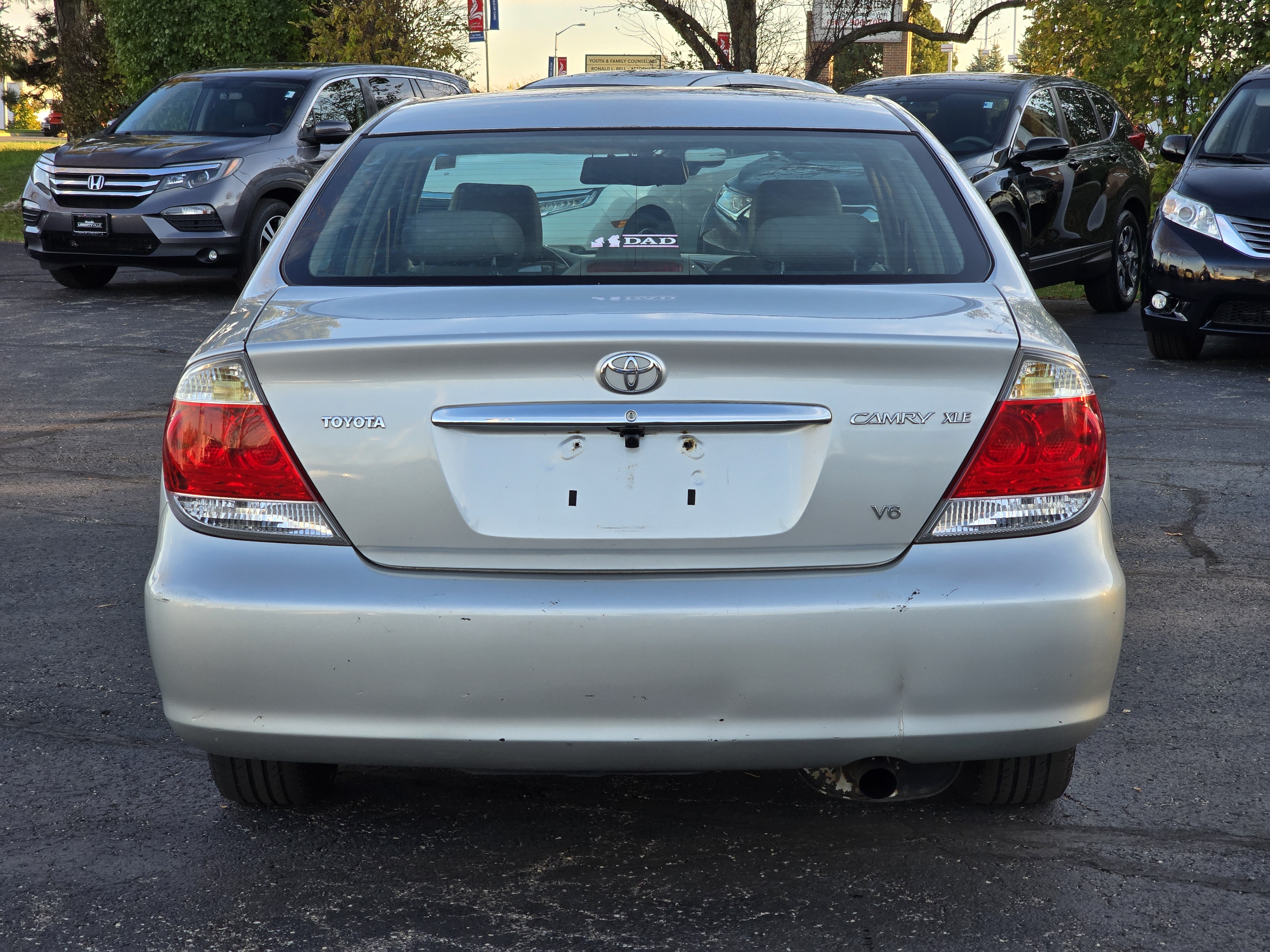 2005 Toyota Camry XLE 12